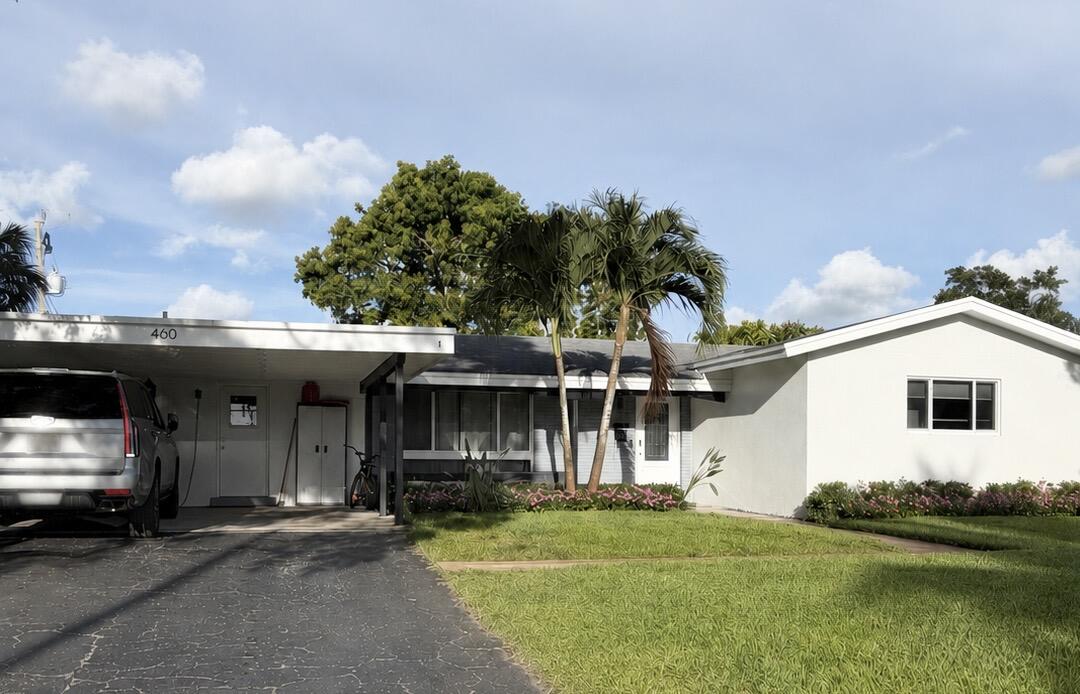 460 SW 55th Avenue Property Photo 1
