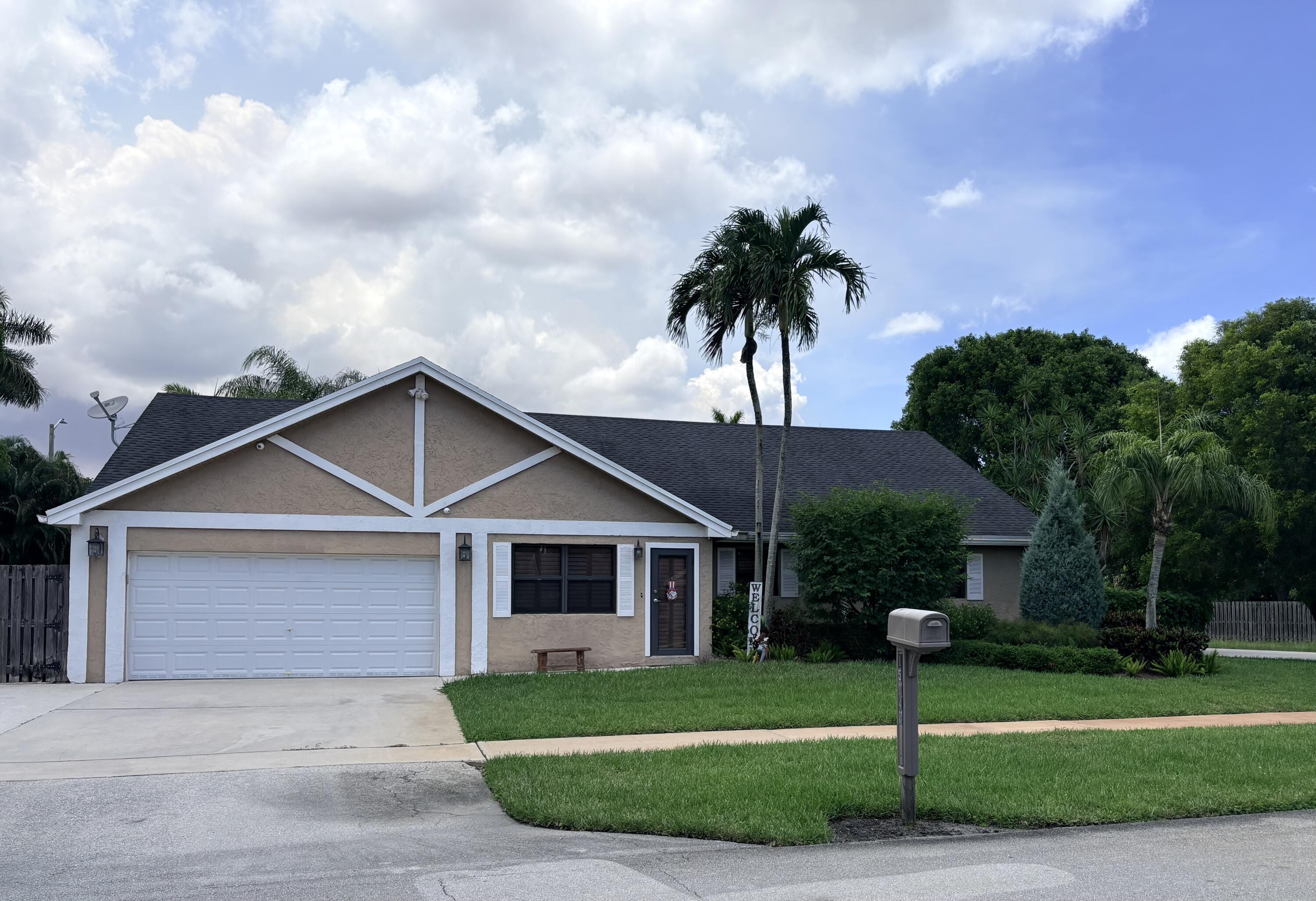 15943 W Wind Circle Property Photo 1