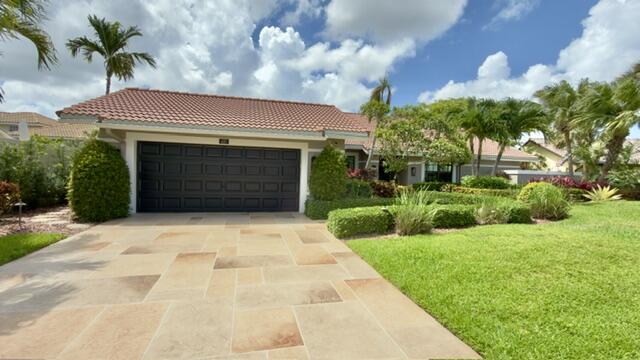 425 Deer Creek Path E Property Photo 2
