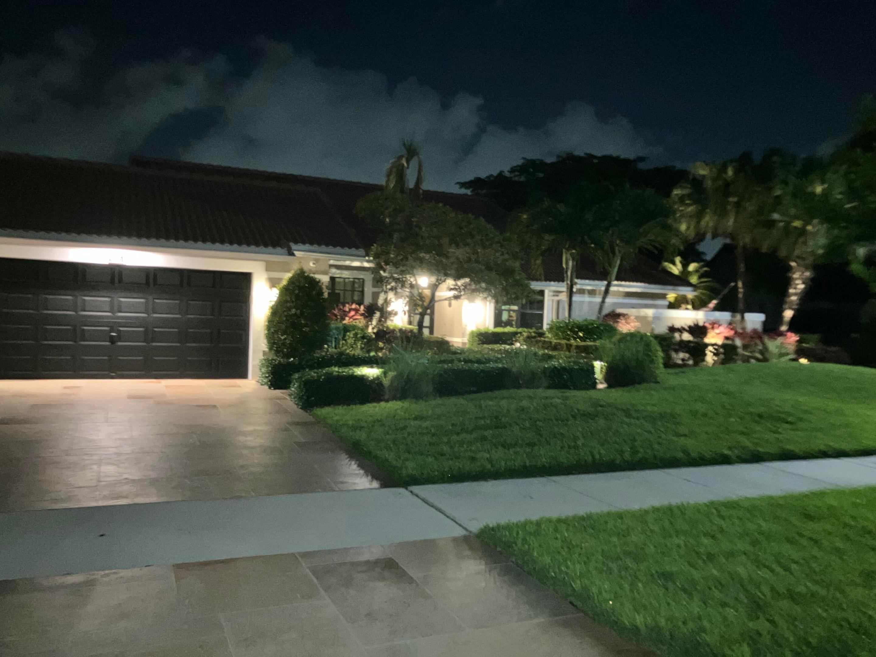 425 Deer Creek Path E Property Photo 4