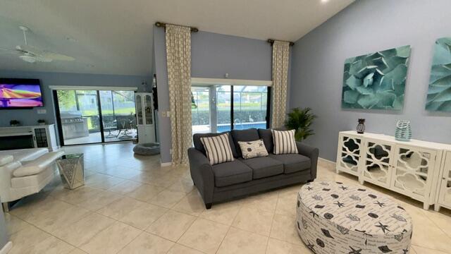 425 Deer Creek Path E Property Photo 5