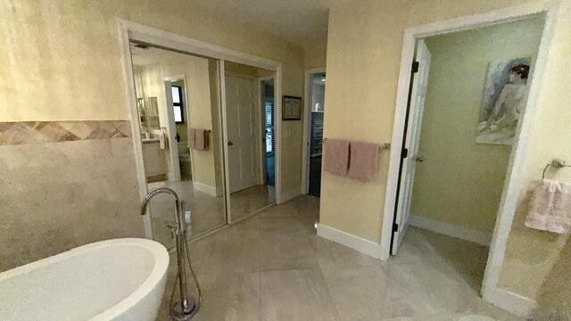 425 Deer Creek Path E Property Photo 39