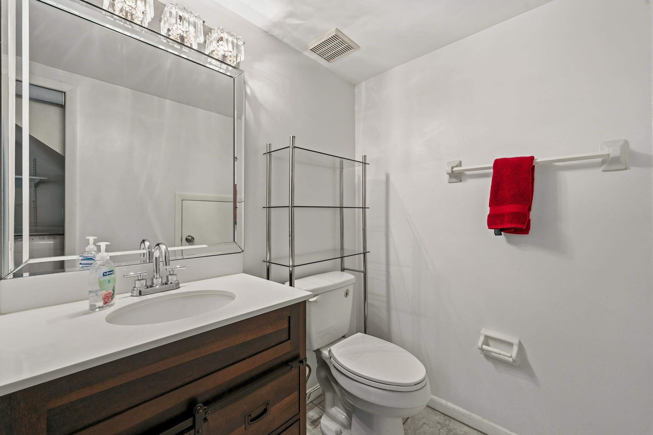 3852 Jefferson Street Property Photo 13