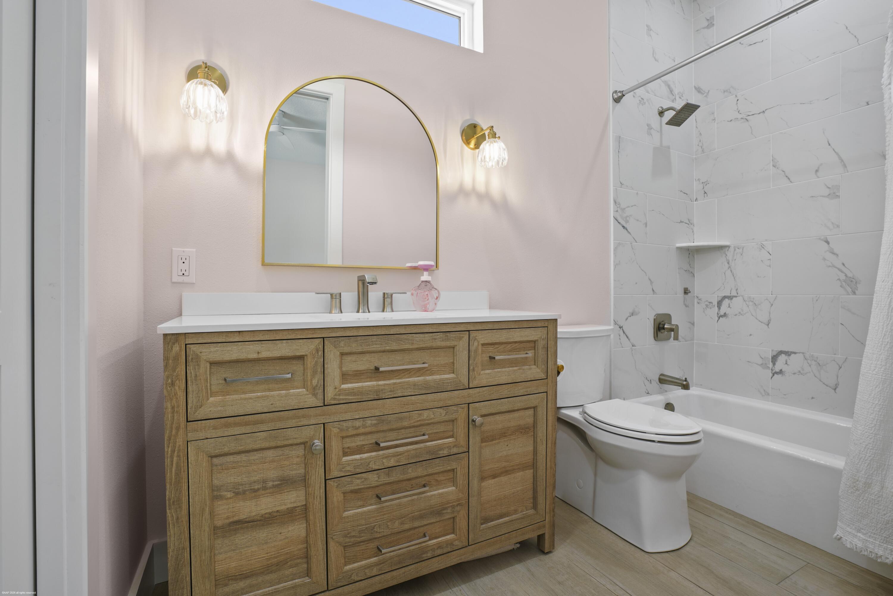 4255 79th Street Property Photo 17
