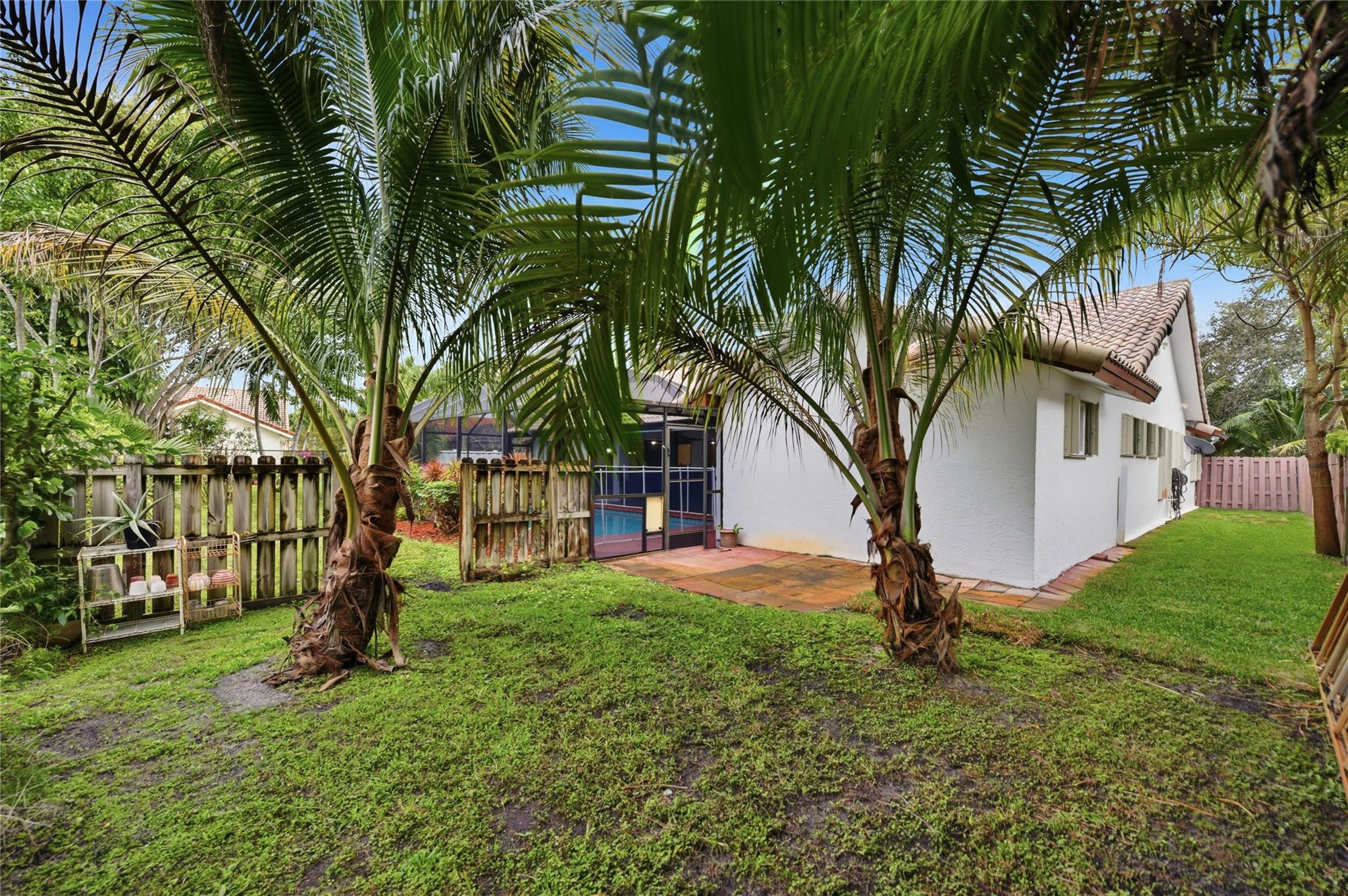 10949 Nw 1st Manor Property Photo 43