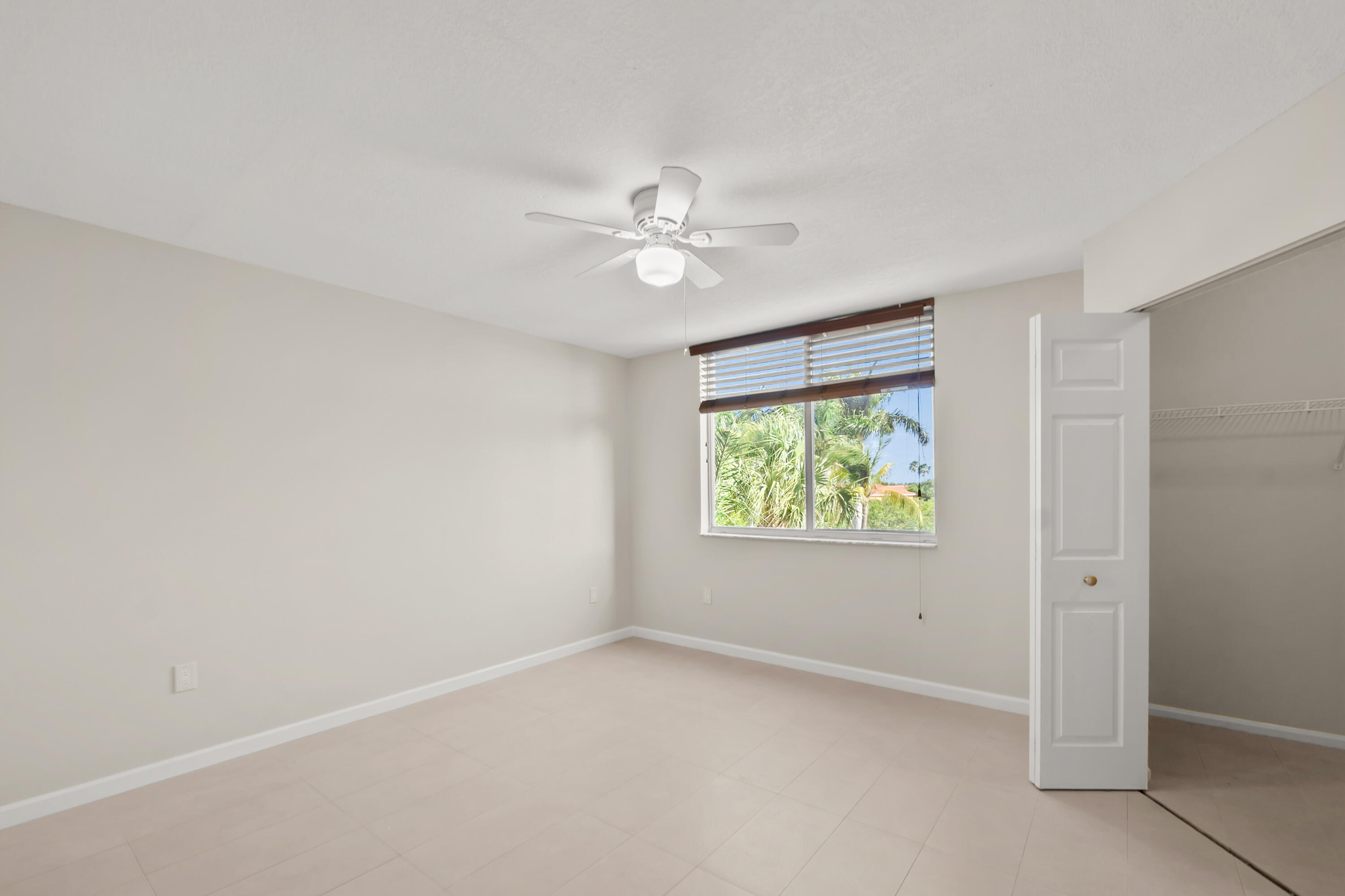 1200 Scotia Drive 403 Property Photo 13
