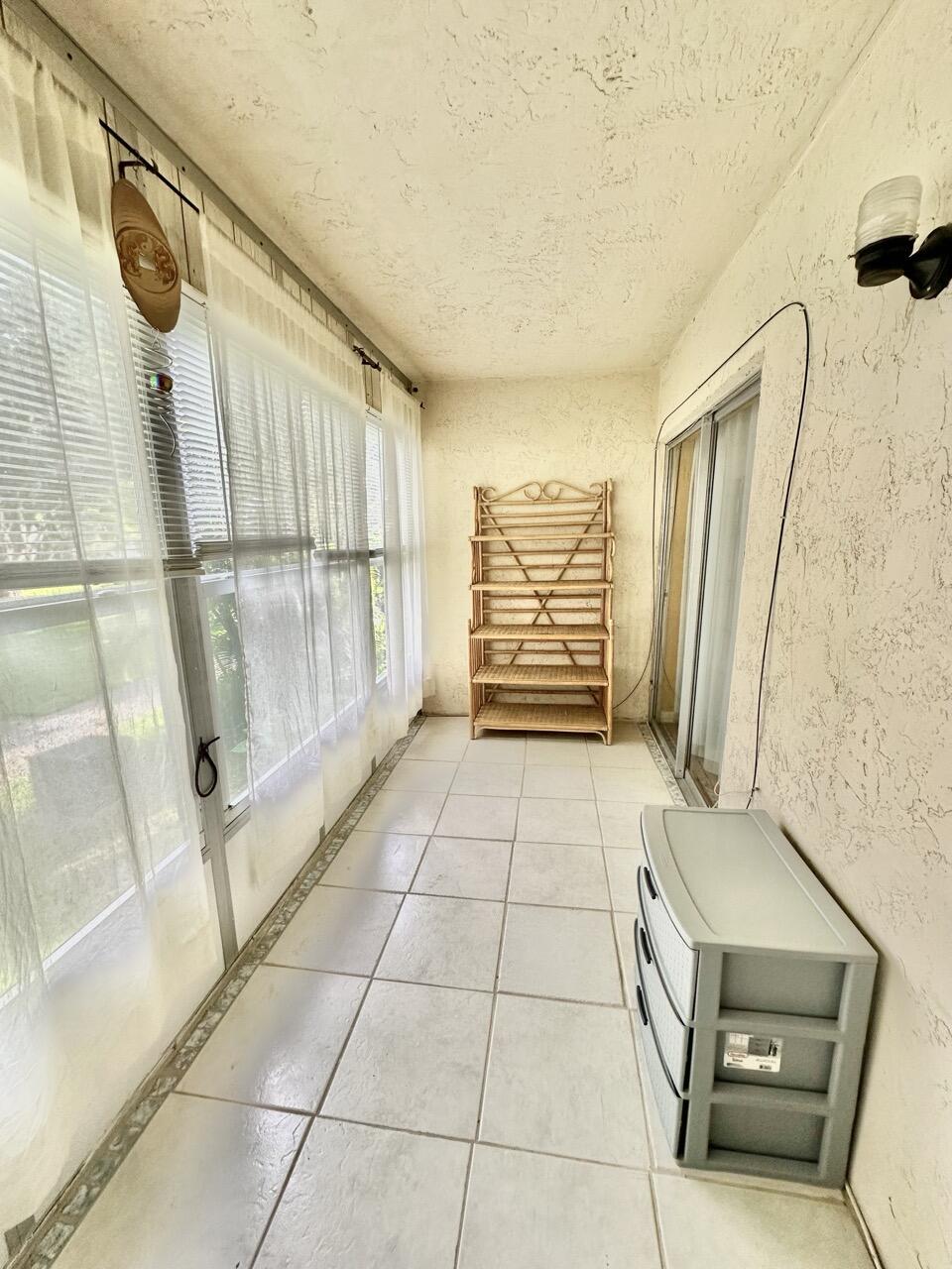 19 Abbey Lane 204 Property Photo 14