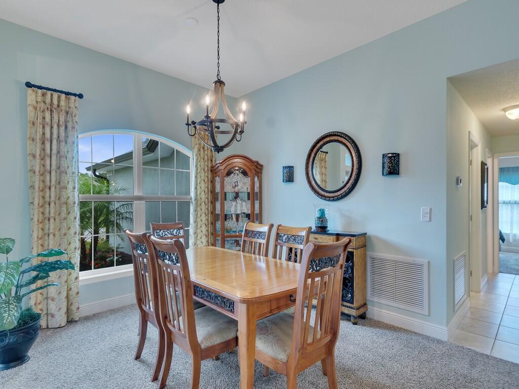 1340 Willow Oak Court Property Photo 12