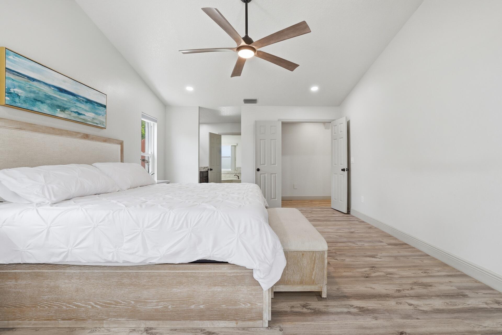 15600 Rolling Meadows Circle Property Photo 8
