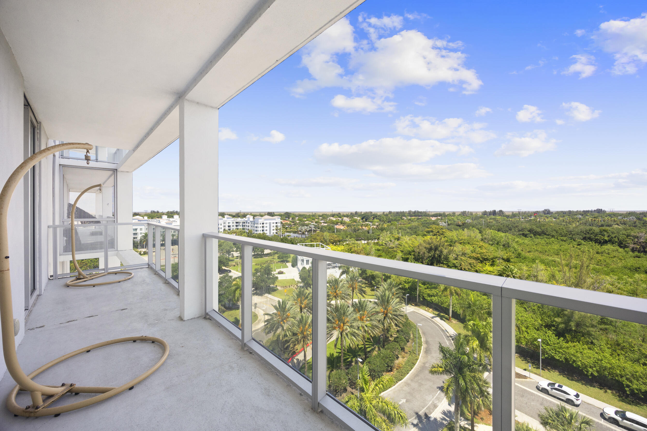 2000 Metropica Way 802 Property Photo 21