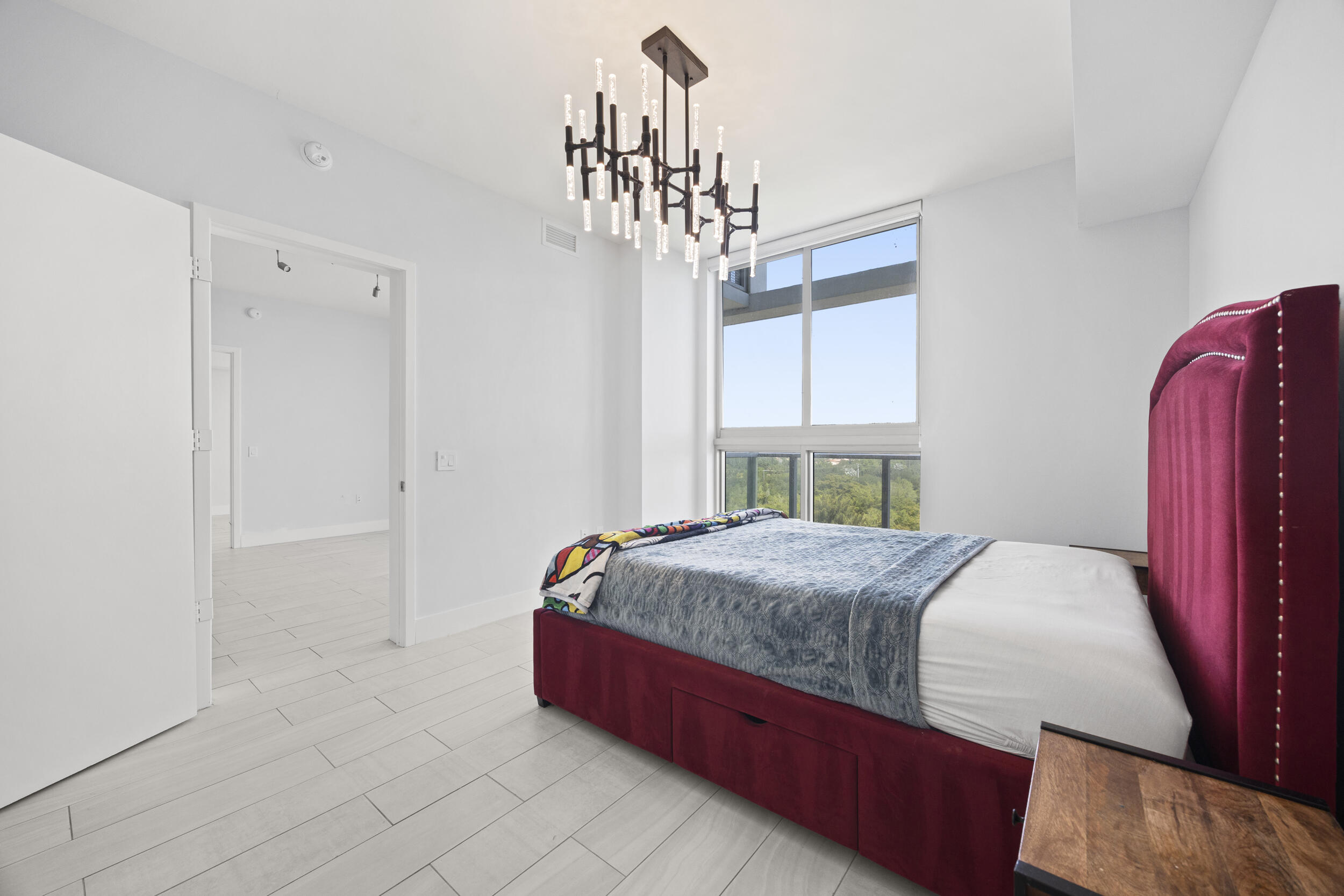 2000 Metropica Way 802 Property Photo 23