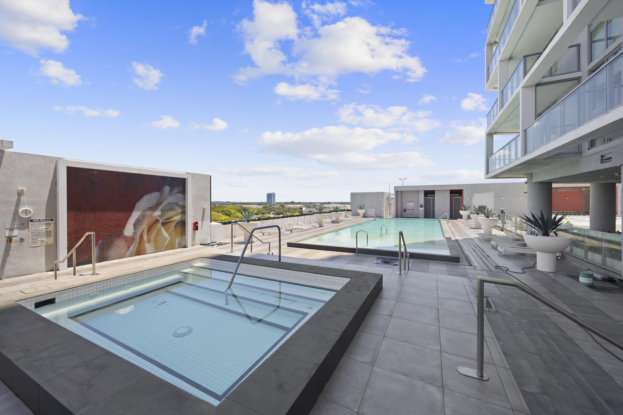 2000 Metropica Way 802 Property Photo 23