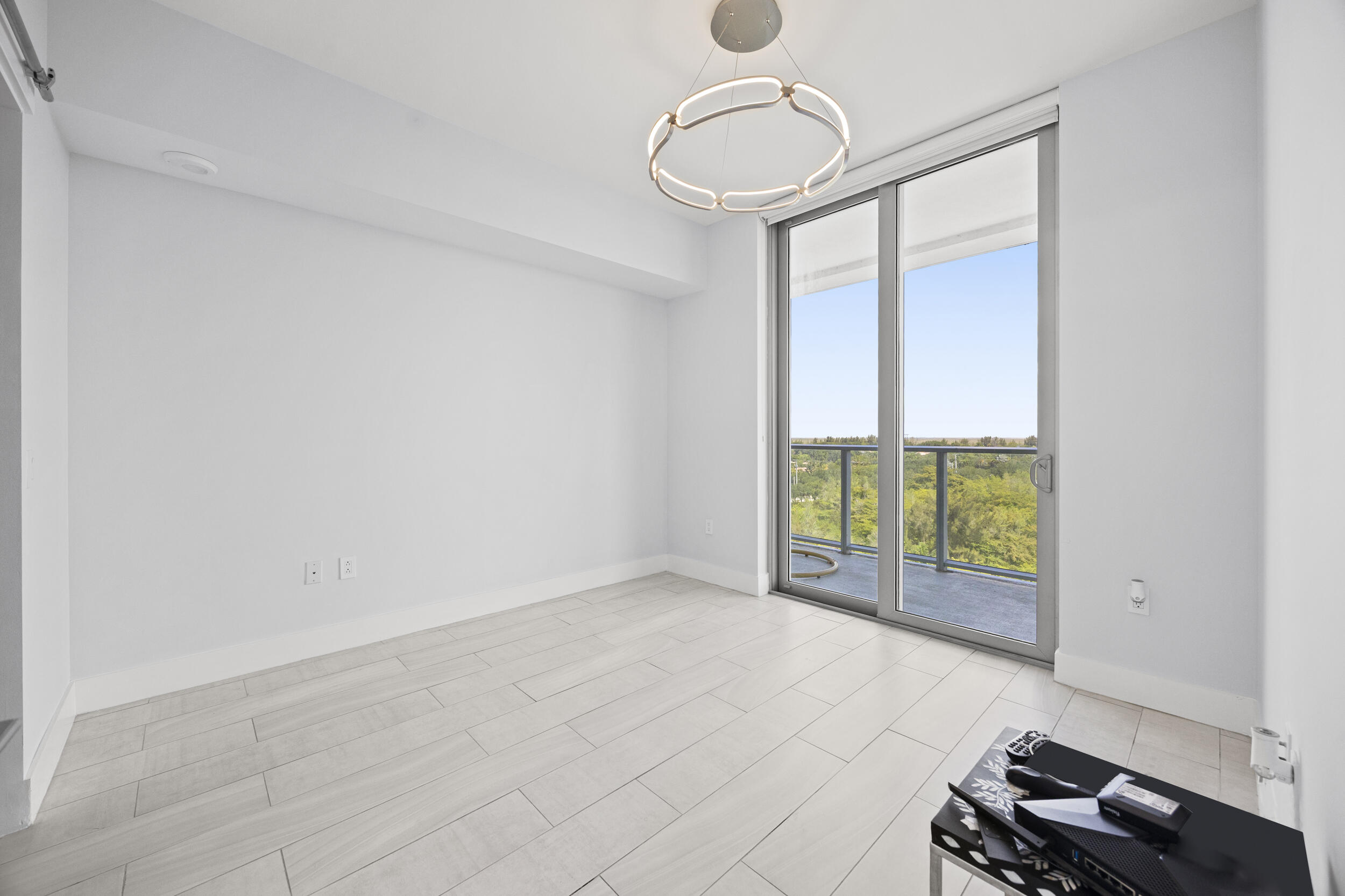 2000 Metropica Way 802 Property Photo 34