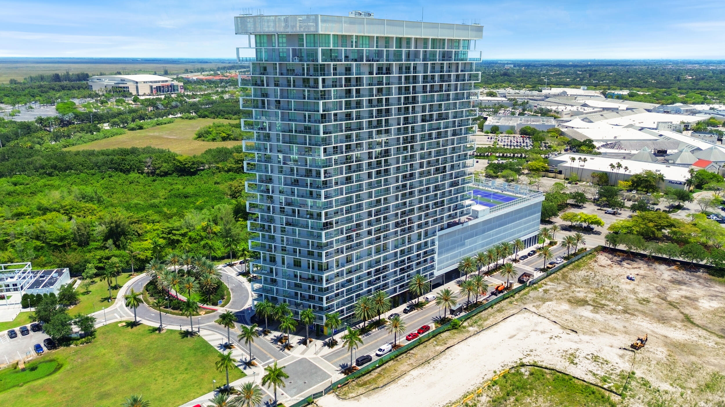 2000 Metropica Way 802 Property Photo 53