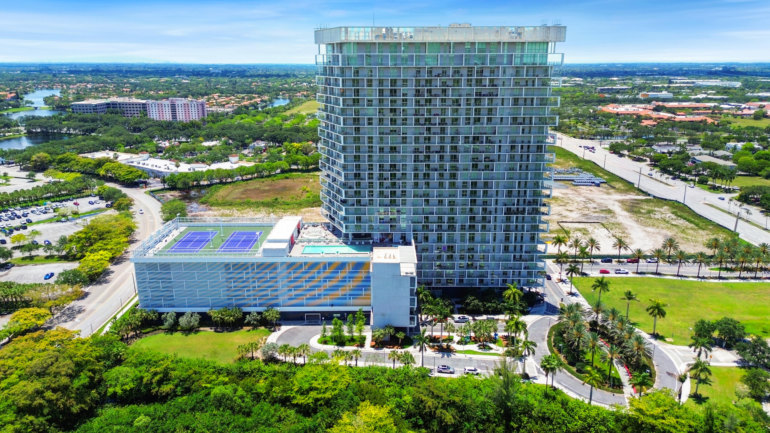 2000 Metropica Way 802 Property Photo 57