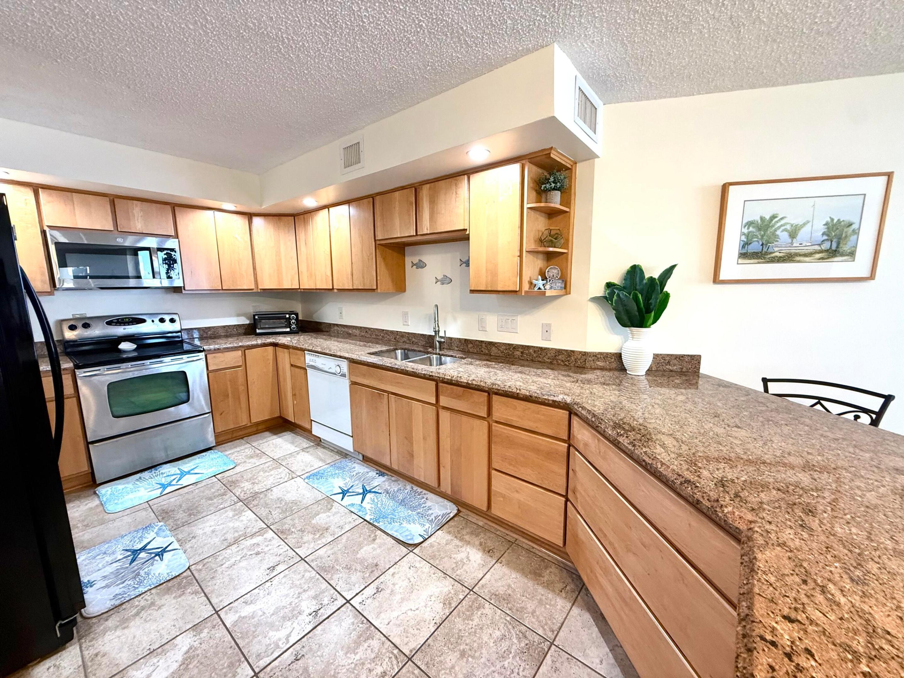 2800 N Ocean Drive A-24d Property Photo 6