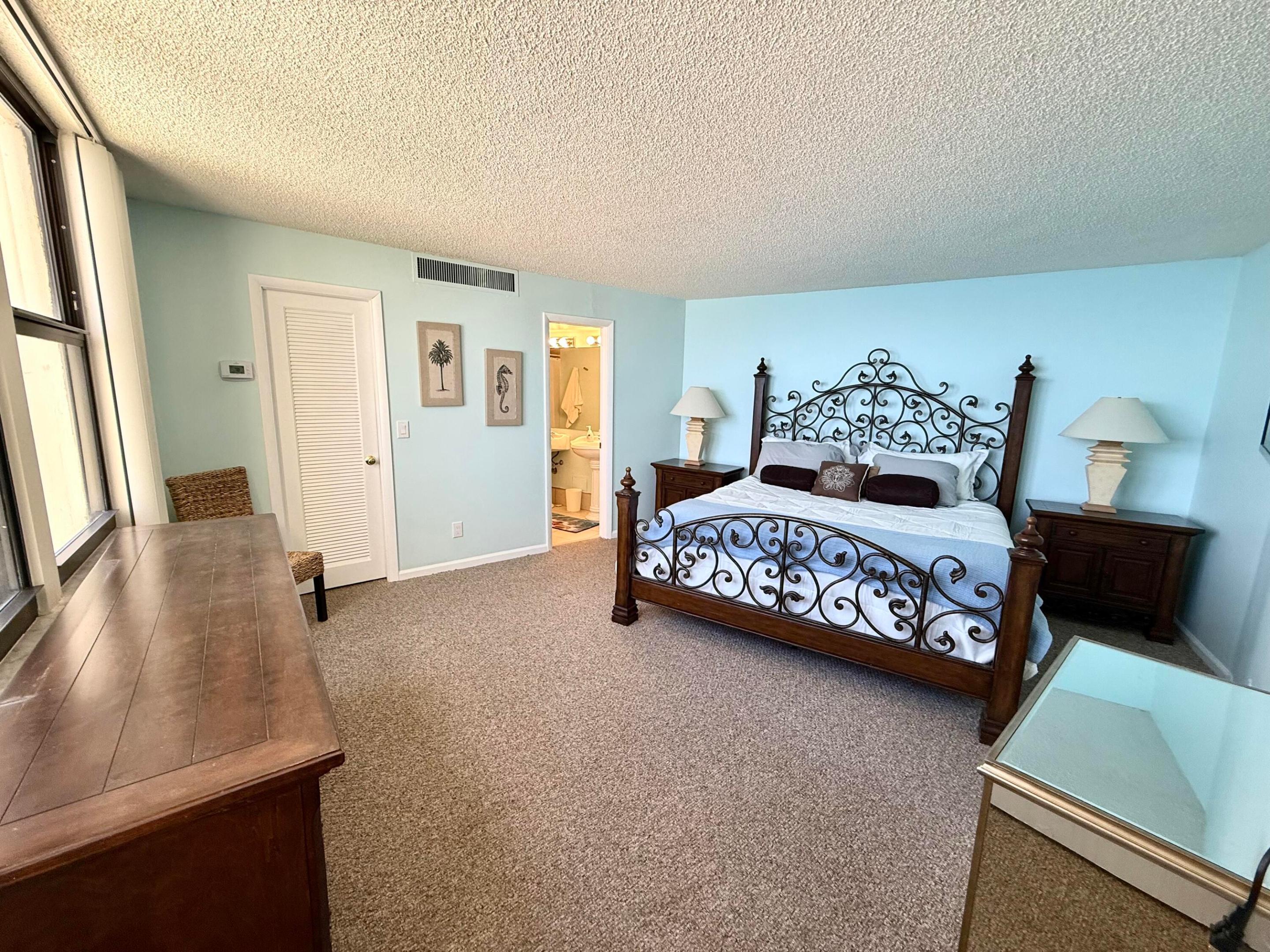 2800 N Ocean Drive A-24d Property Photo 8
