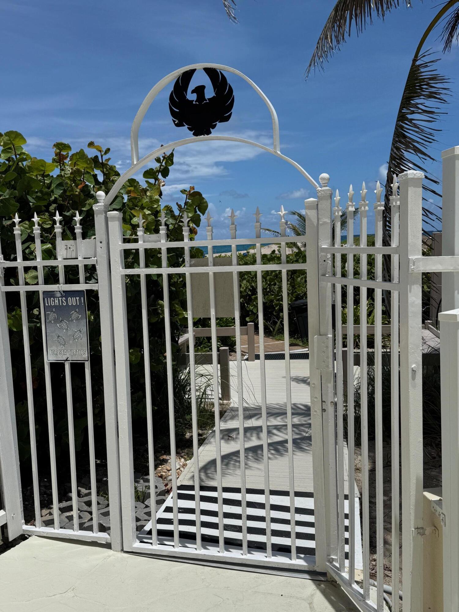 2800 N Ocean Drive A-24d Property Photo 19