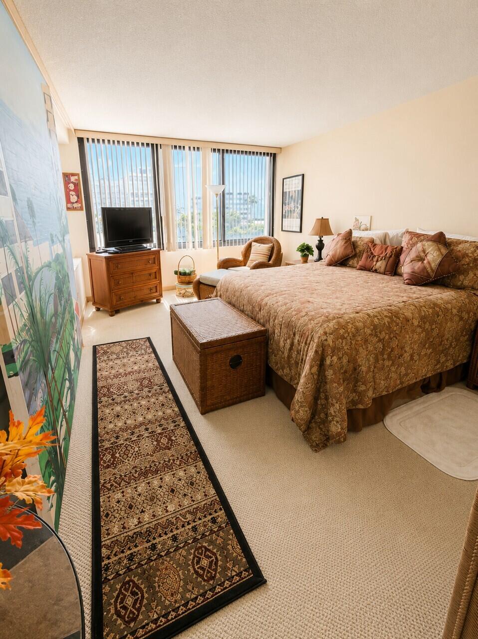 3589 S Ocean Boulevard 404 Property Photo 5