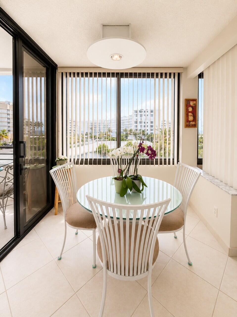 3589 S Ocean Boulevard 404 Property Photo 16