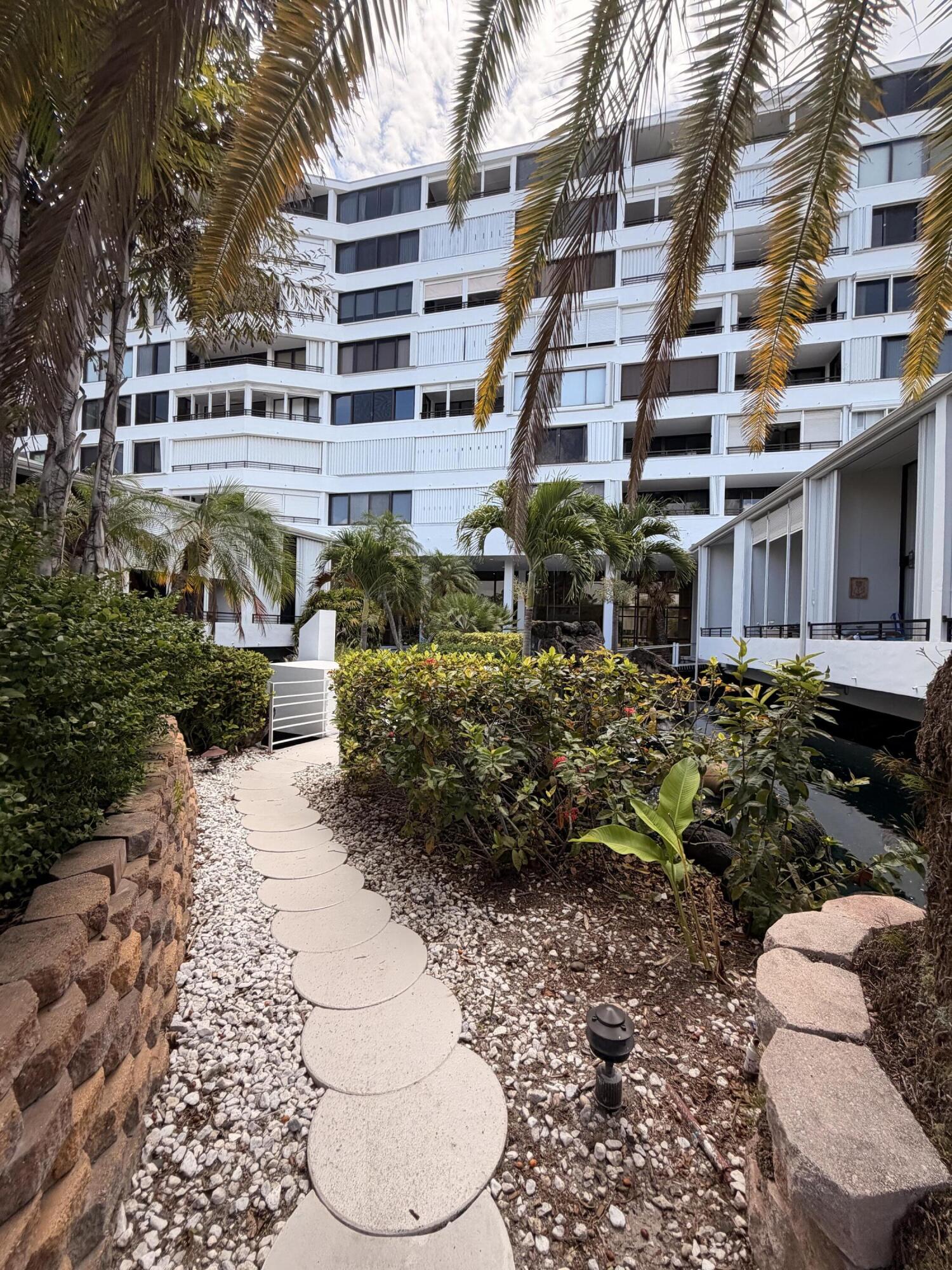 3589 S Ocean Boulevard 404 Property Photo 47