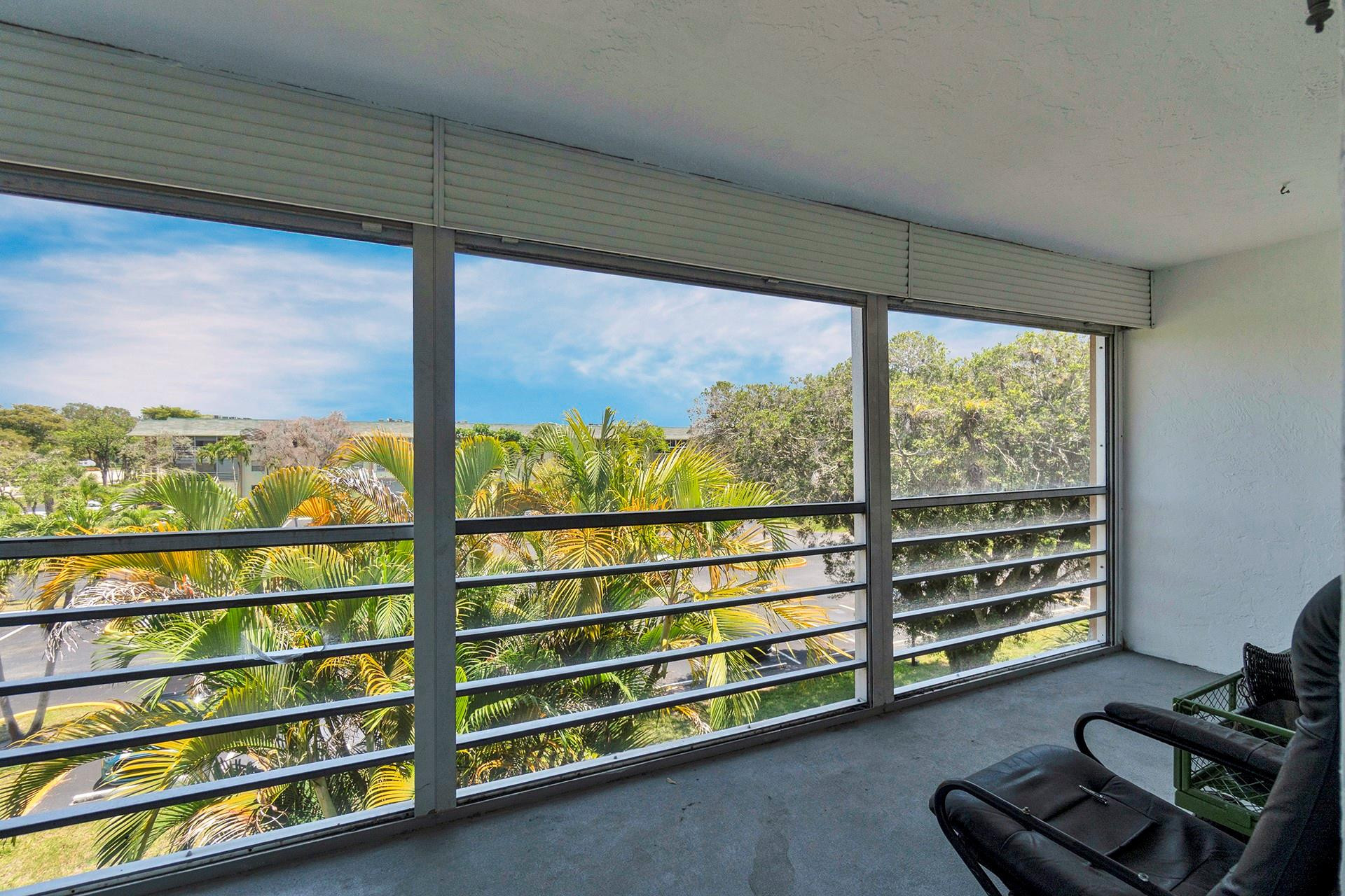 5190 E Sabal Palm Boulevard 304 Property Photo 1
