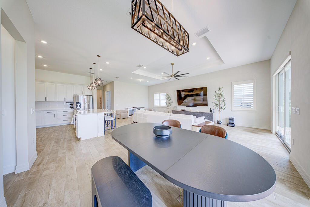 10562 Northbrook Circle Property Photo 11