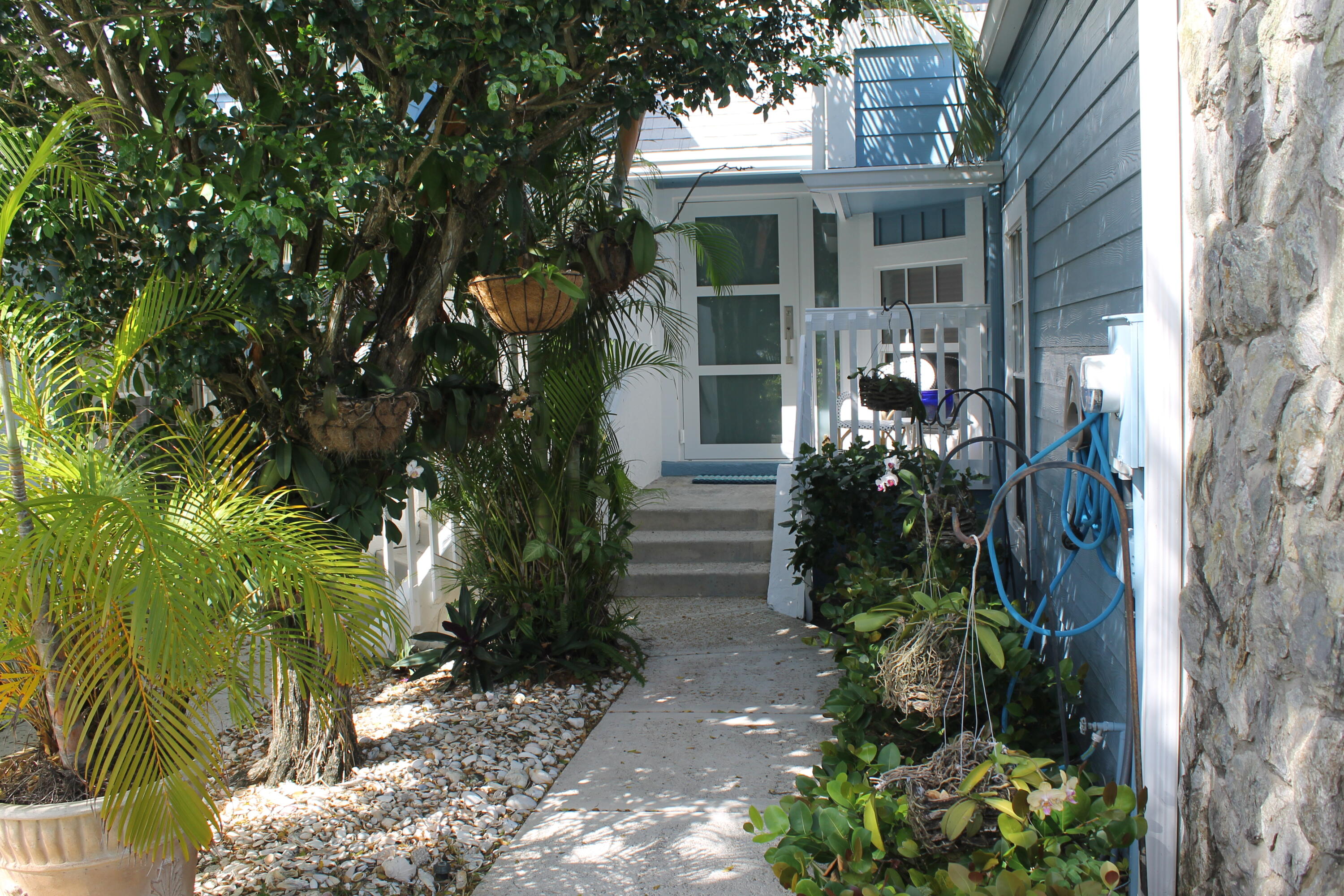 1120 Ocean Dunes Circle Property Photo 3