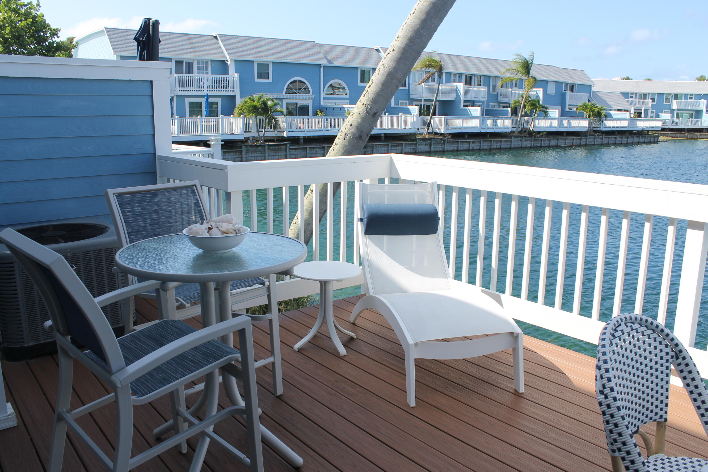 1120 Ocean Dunes Circle Property Photo 11