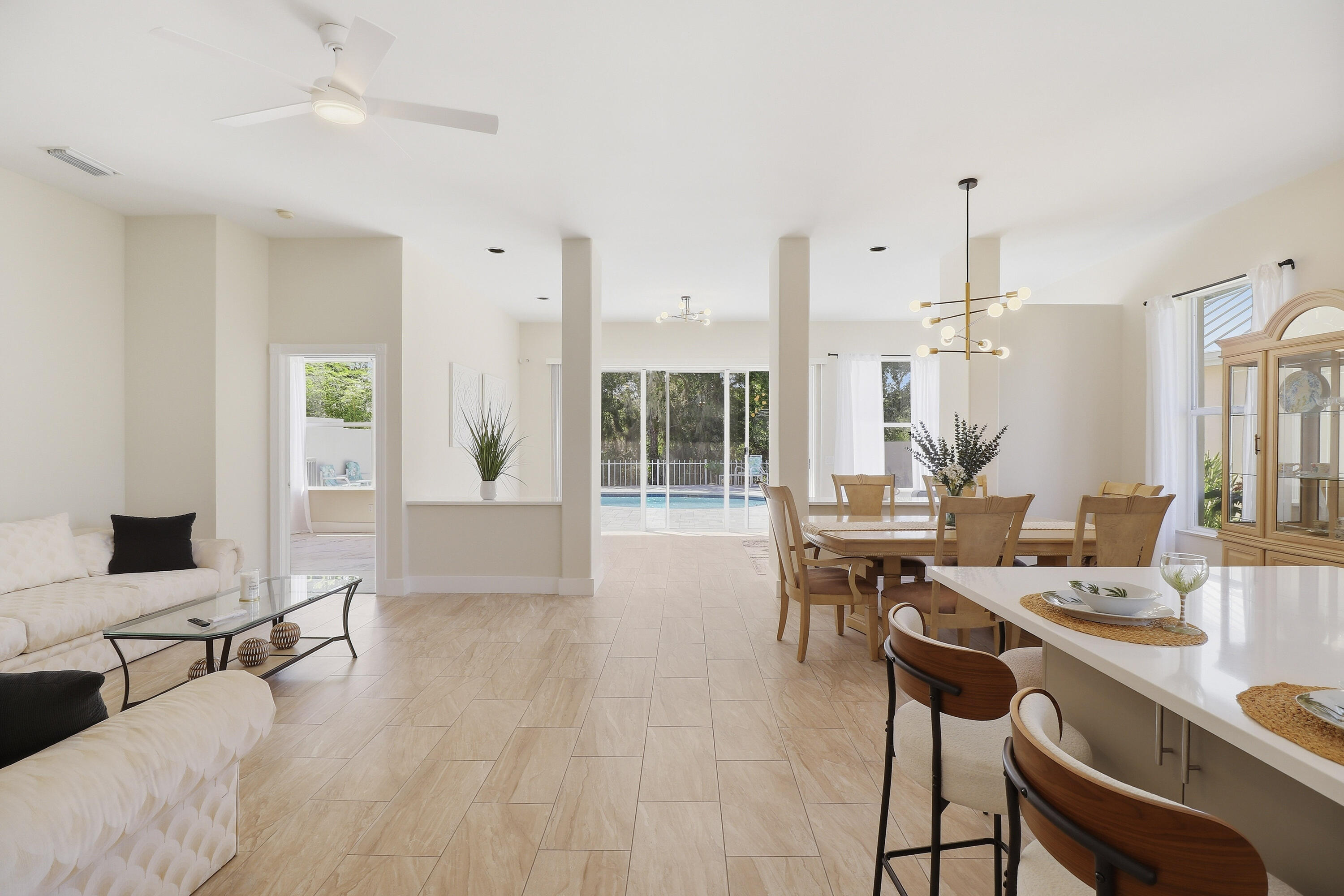 7756 Se Bay Cedar Circle Property Photo 3