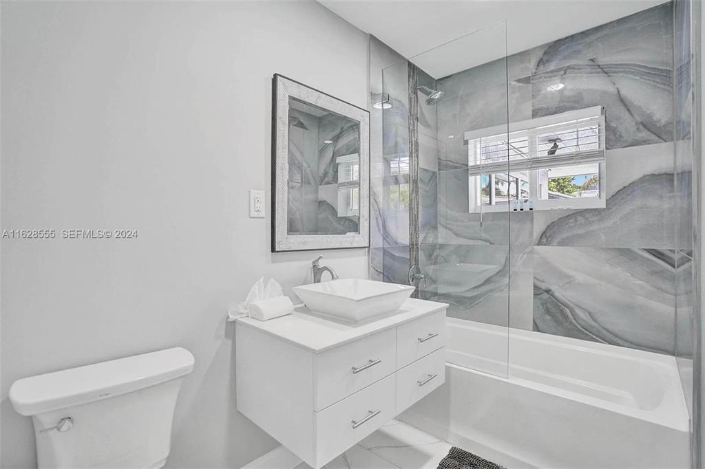 3421 Dover Road Property Photo 15