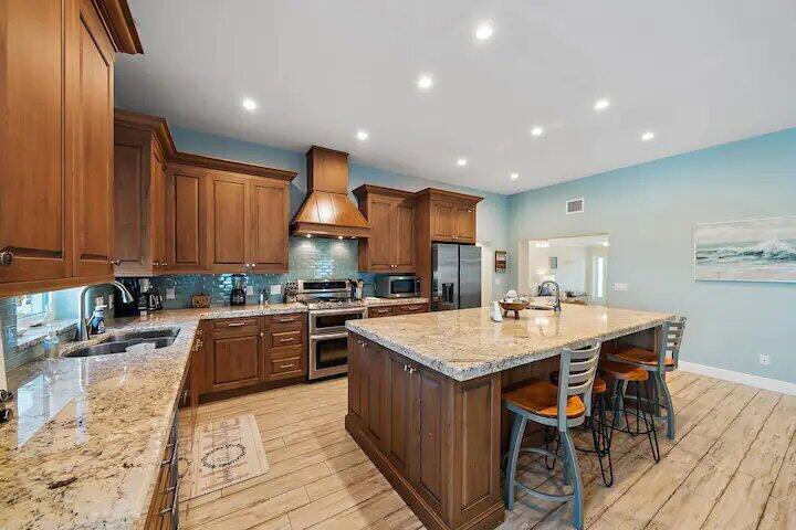 500 Sunrise Way Property Photo 4