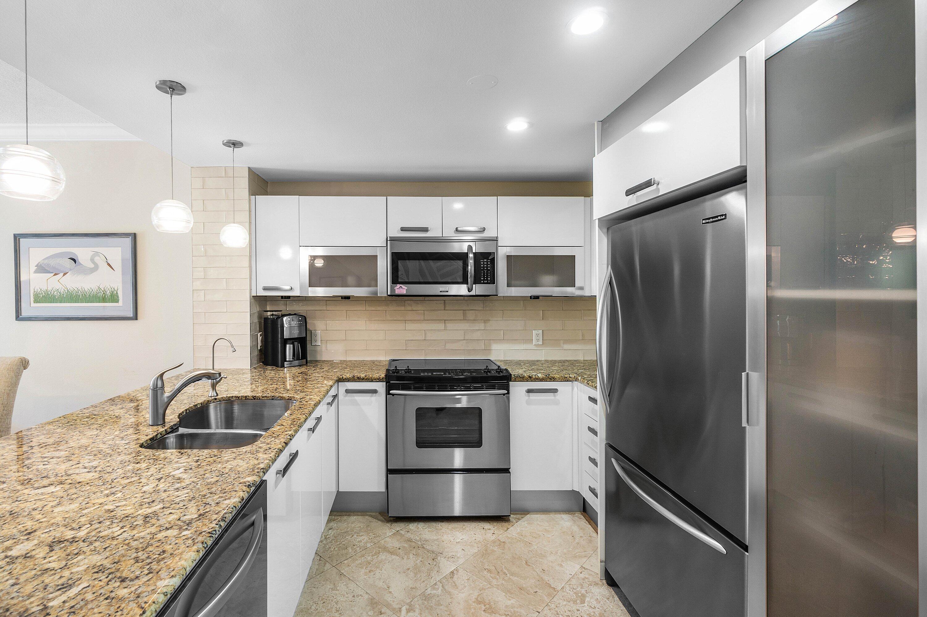 3604 S Ocean Boulevard 105 Property Photo 5