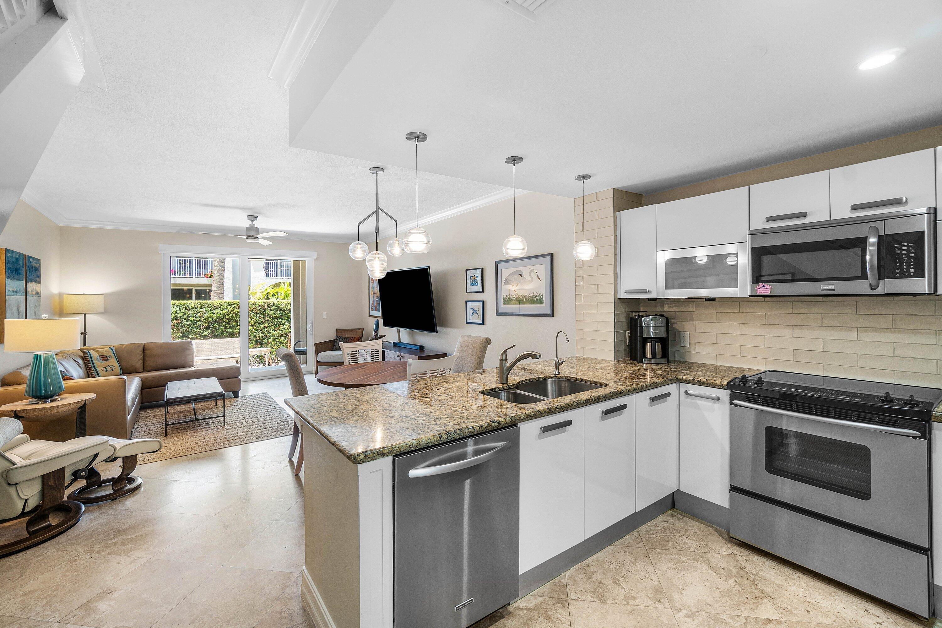 3604 S Ocean Boulevard 105 Property Photo 8