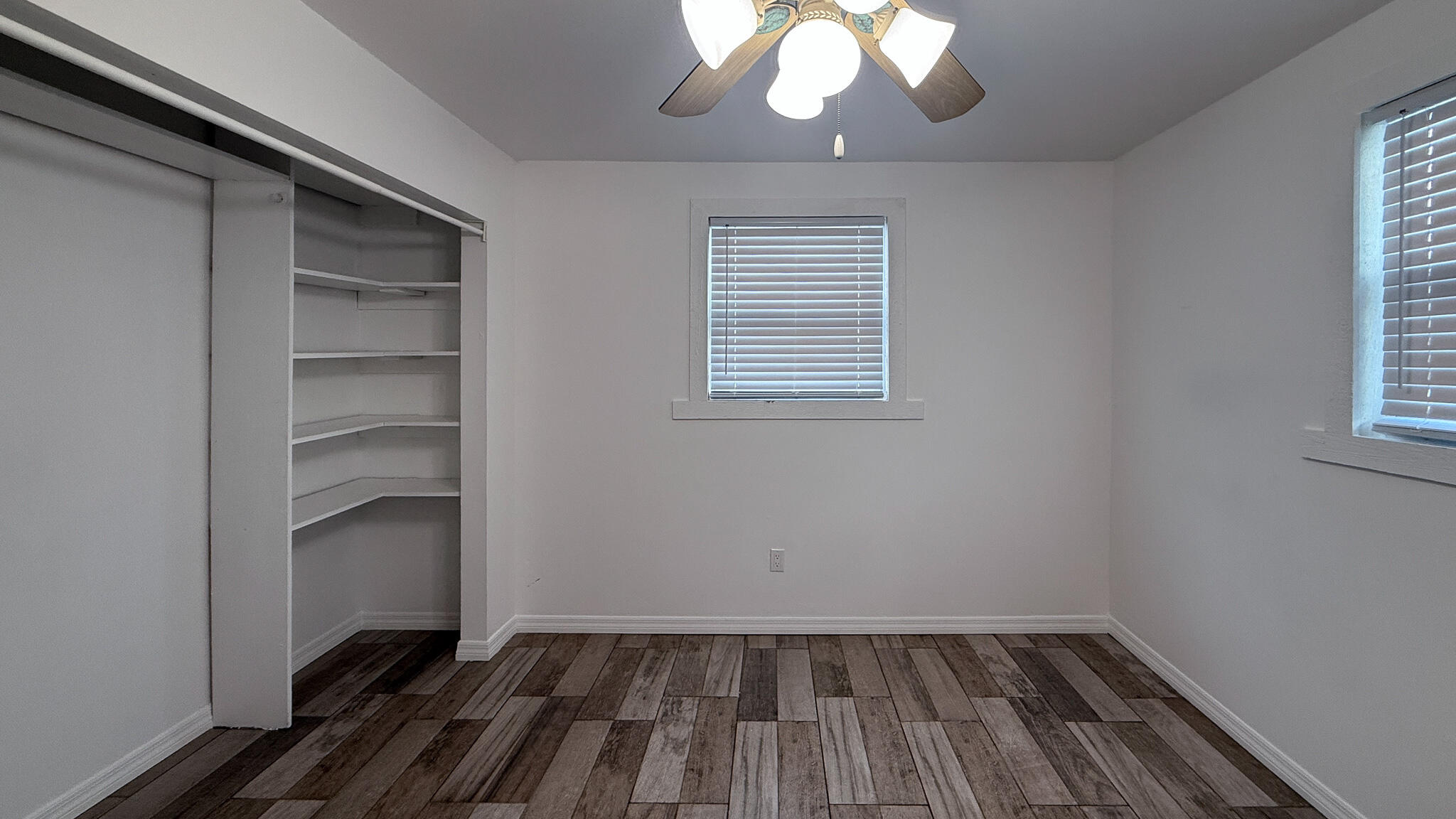 978 Gibraltar Road Property Photo 18