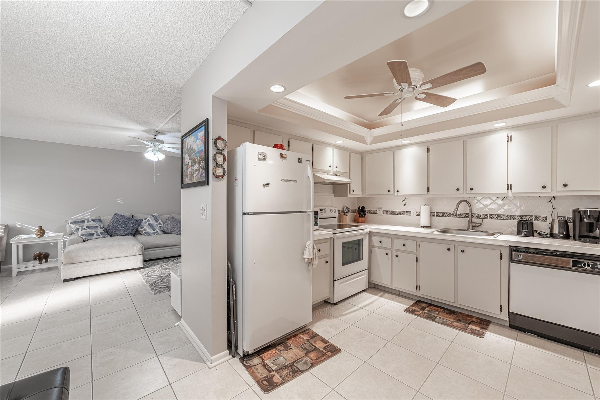1902 Bermuda Circle Property Photo 9
