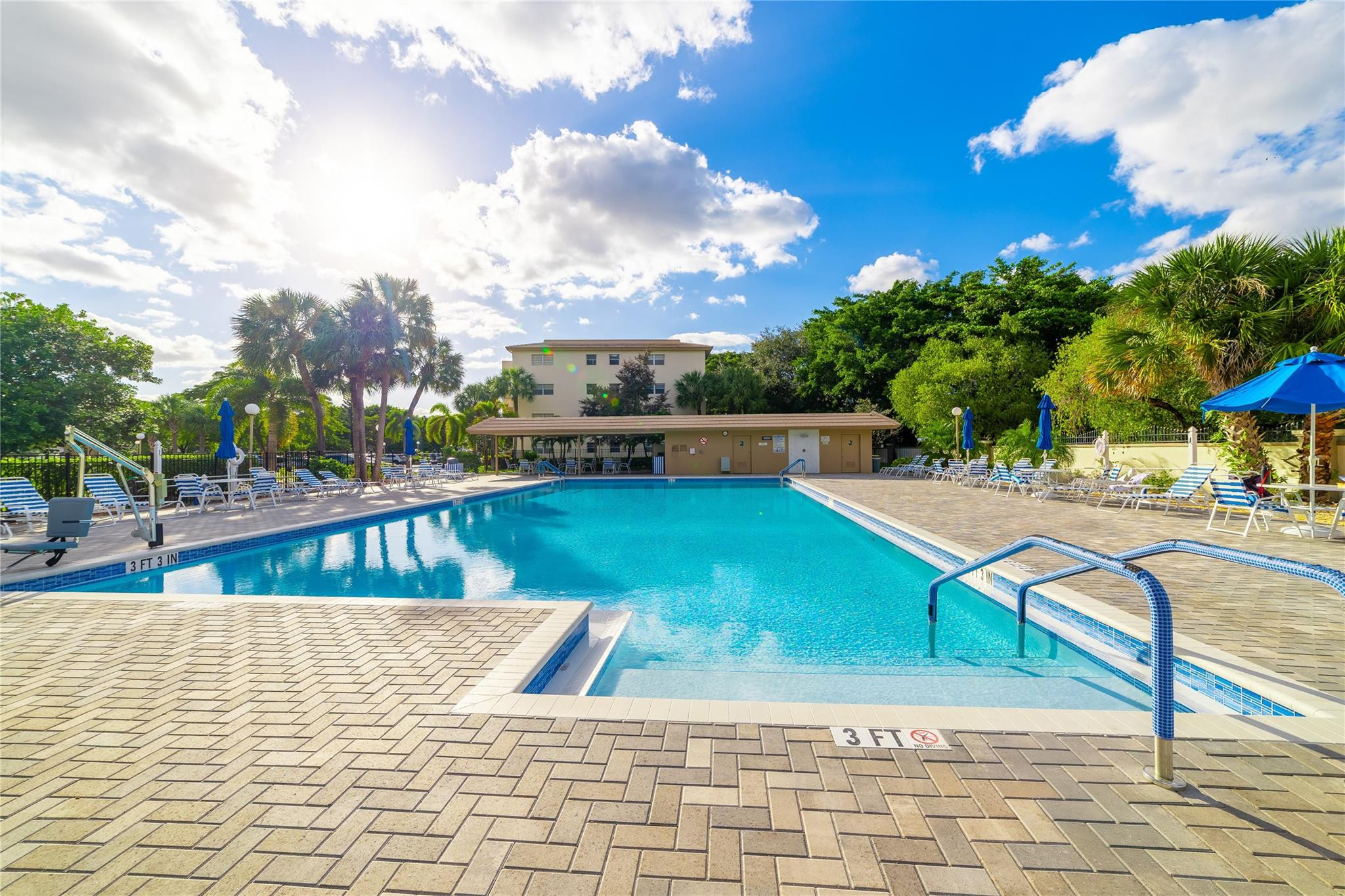 1902 Bermuda Circle Property Photo 25