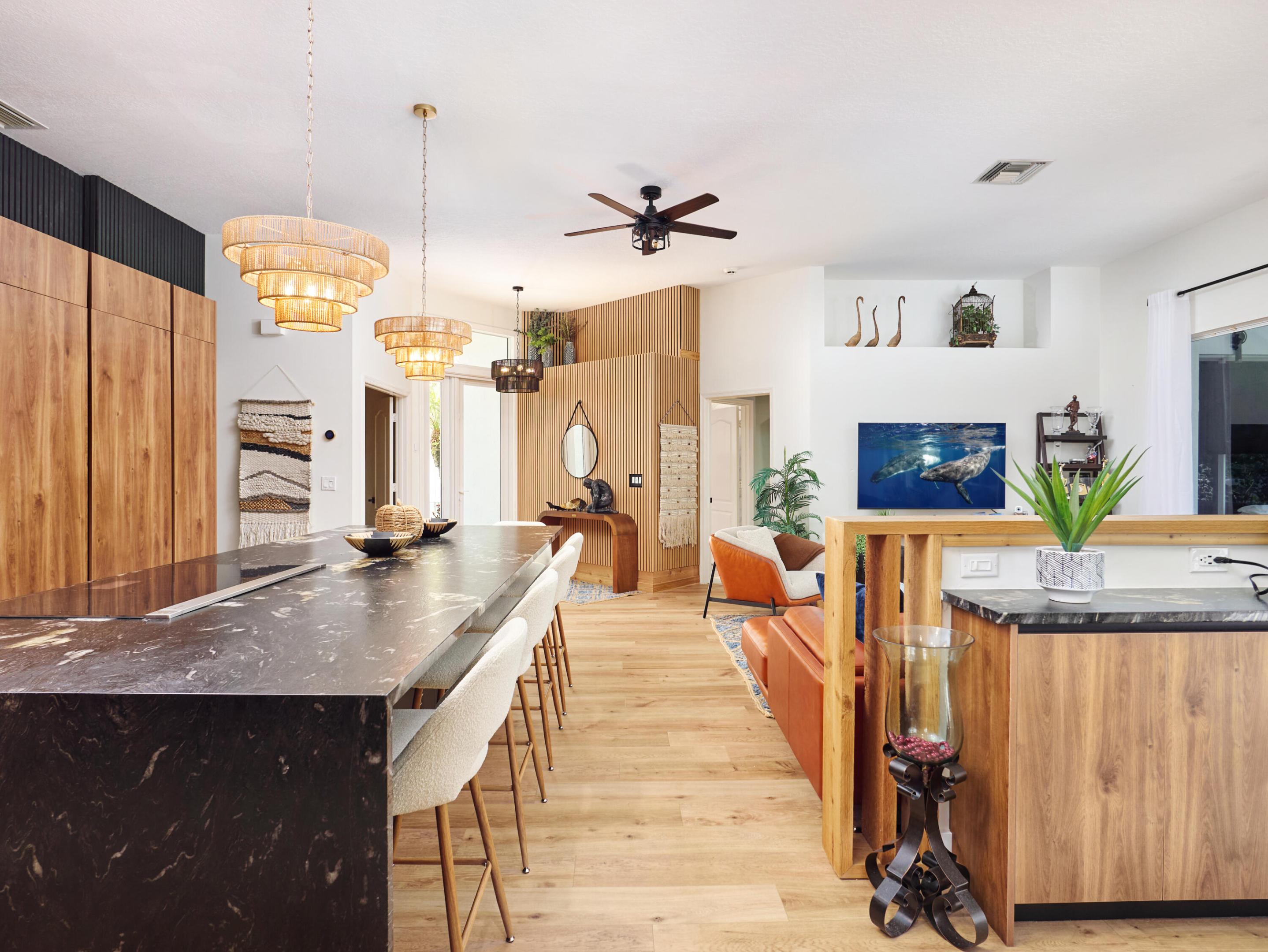8166 Quail Meadow Way Property Photo 3