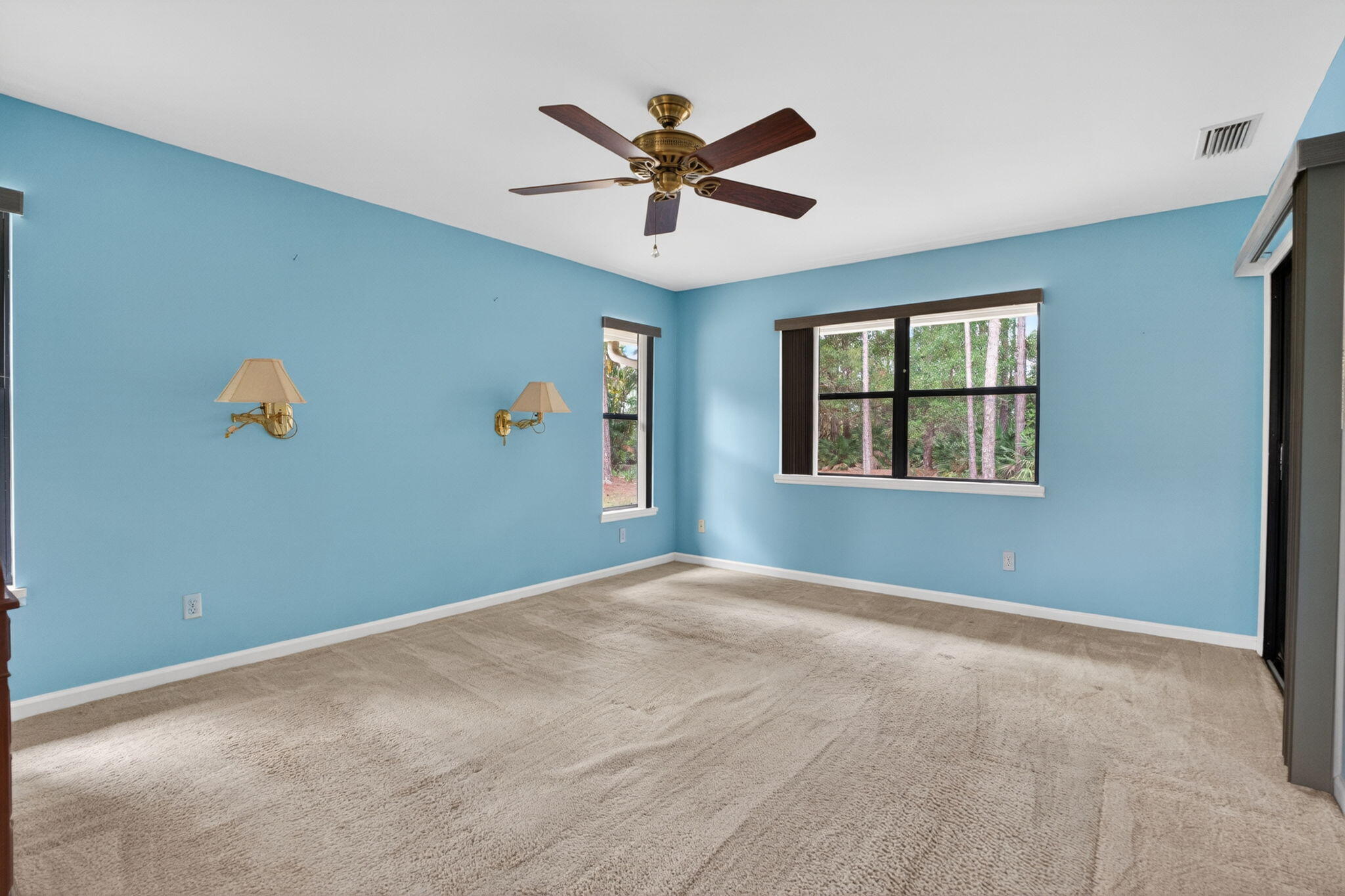 16735 Alexander Run Property Photo 10