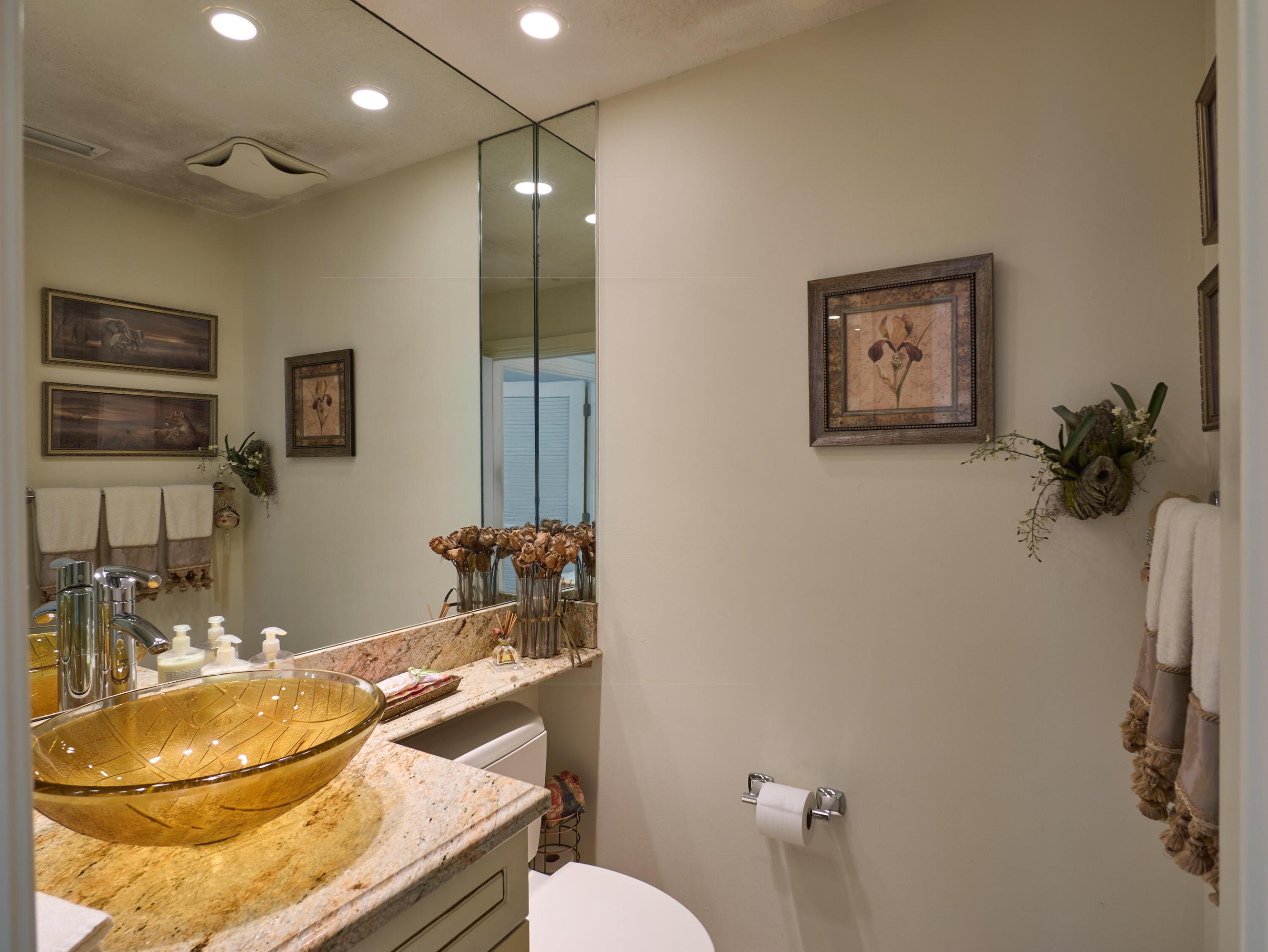 13588 Cross Pointe Drive Property Photo 13