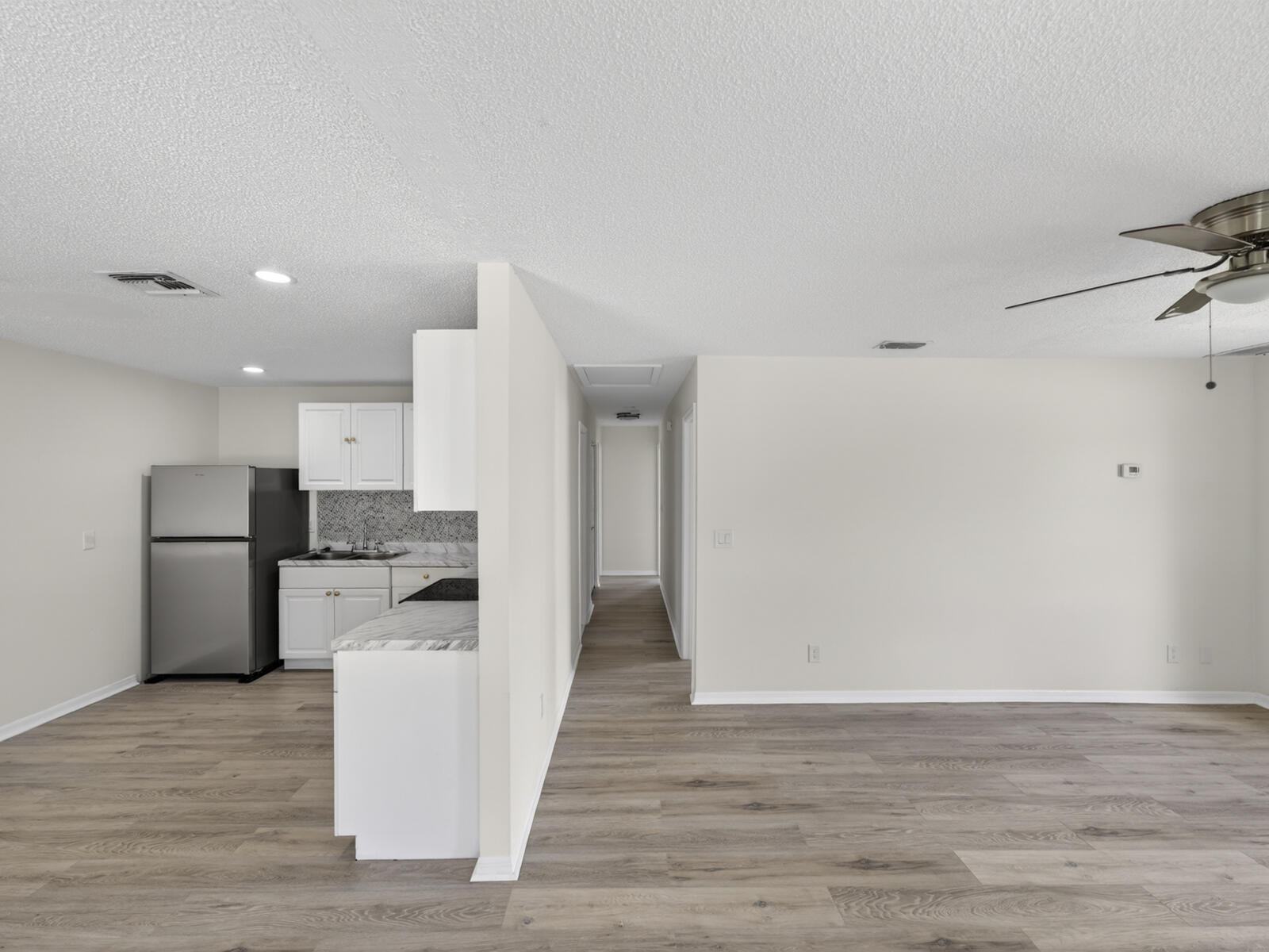 2575 1st Place Property Photo 3