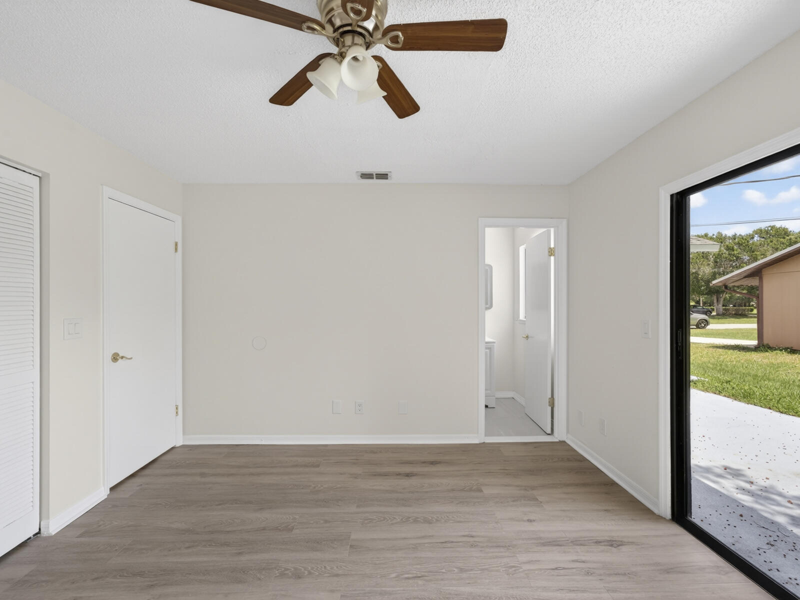 2575 1st Place Property Photo 18