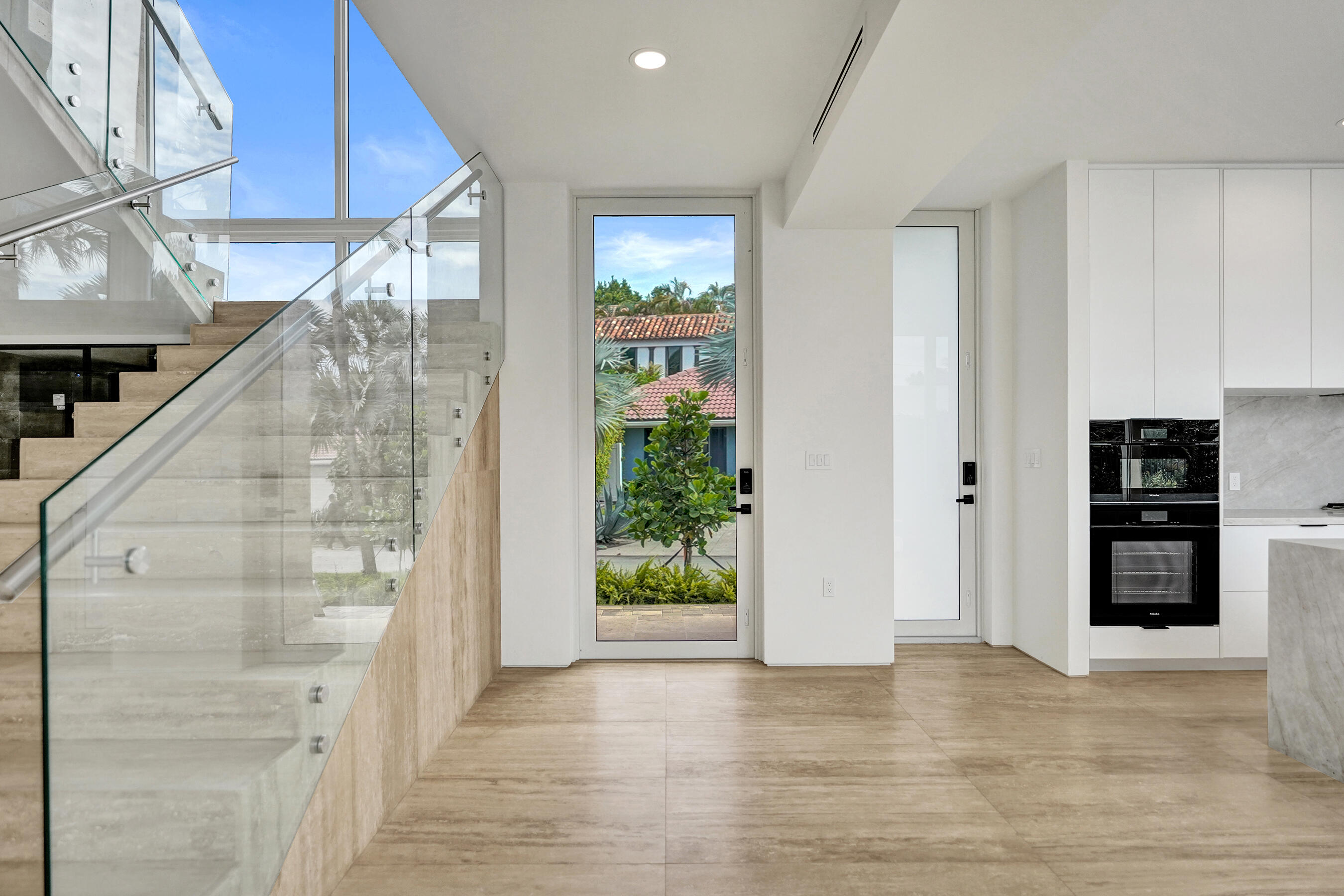 824 W Marbella Lane Property Photo 13