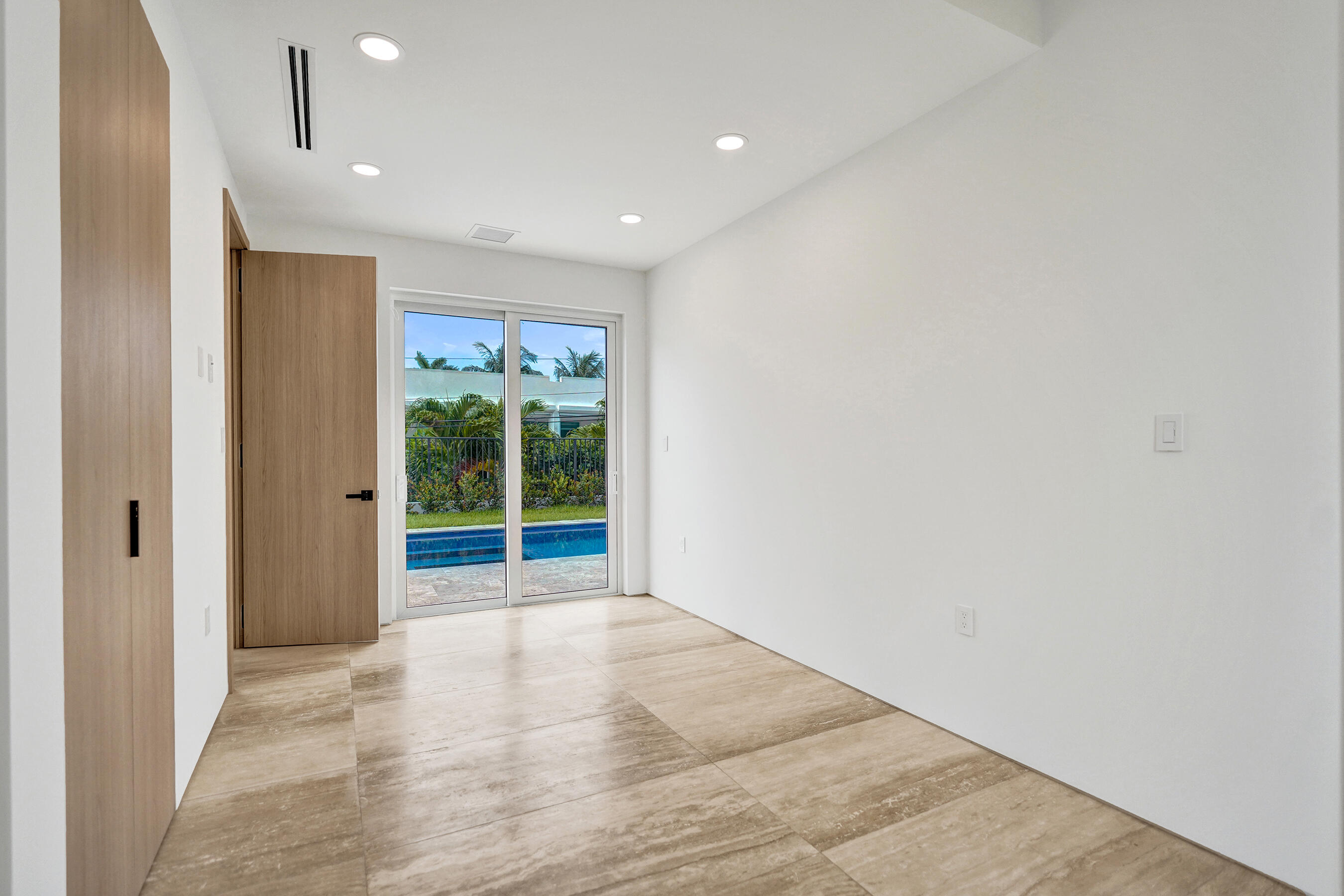 824 W Marbella Lane Property Photo 44