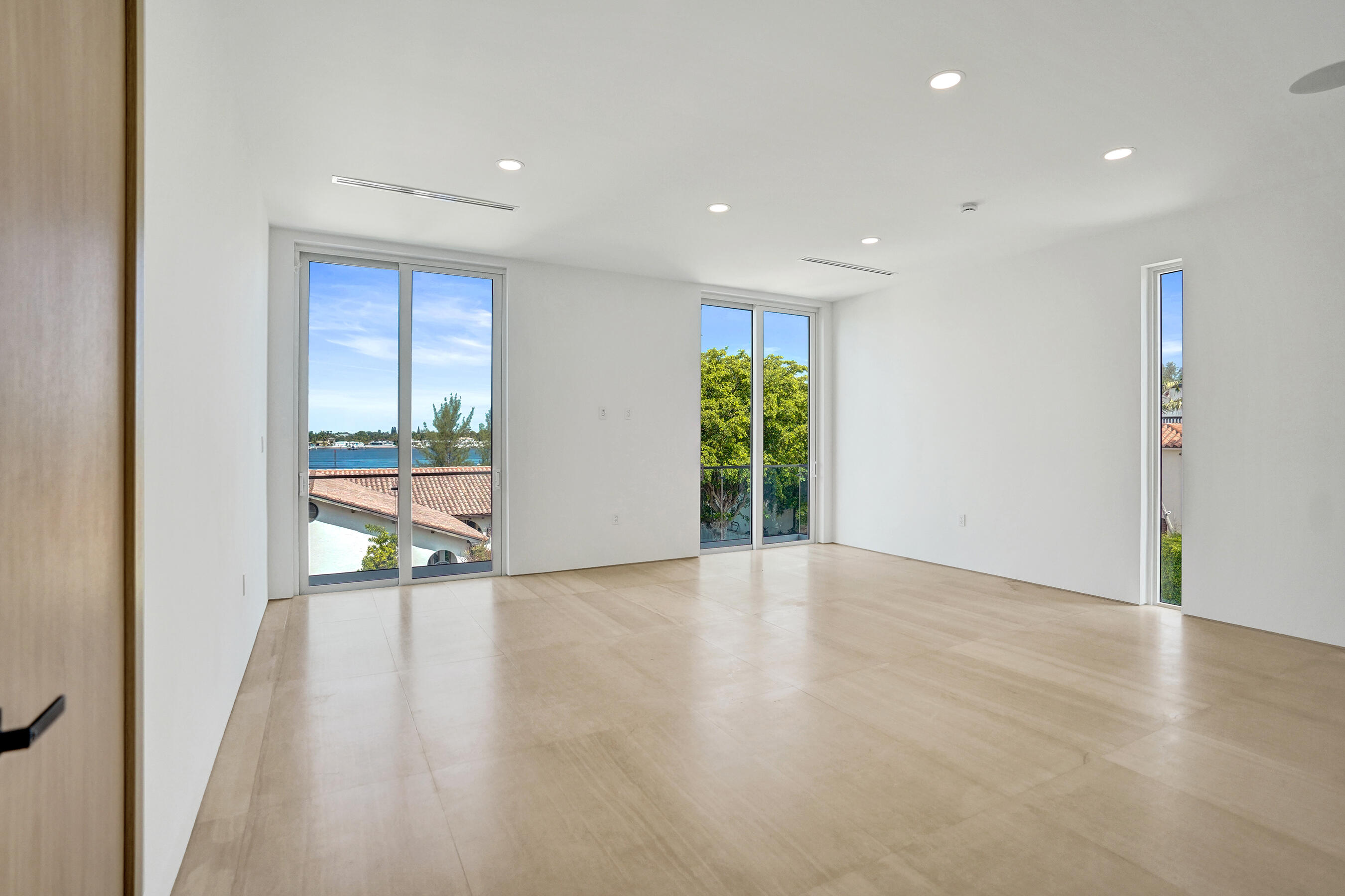 824 W Marbella Lane Property Photo 88