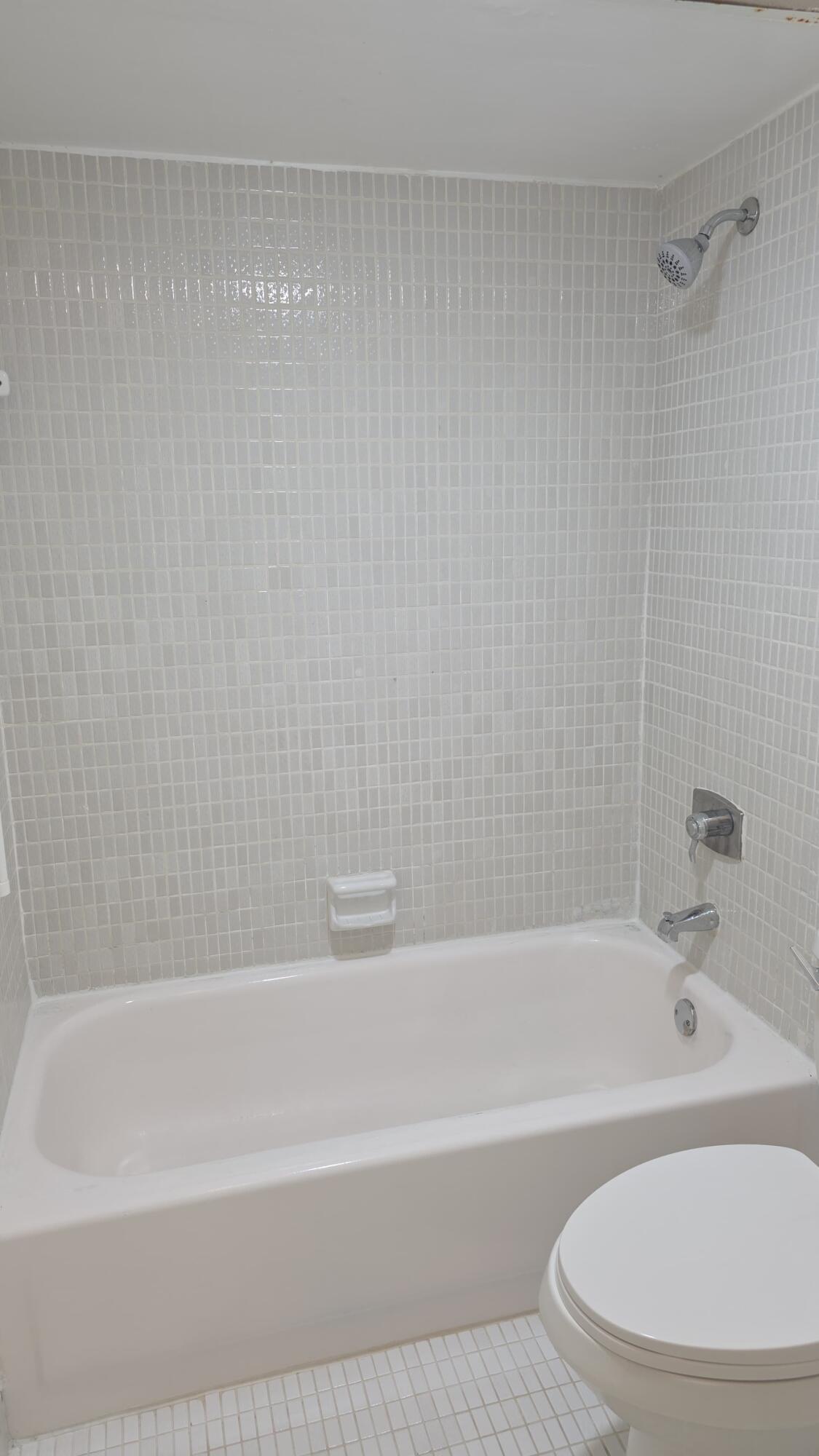 470 Executive Center Drive 2k Property Photo 16