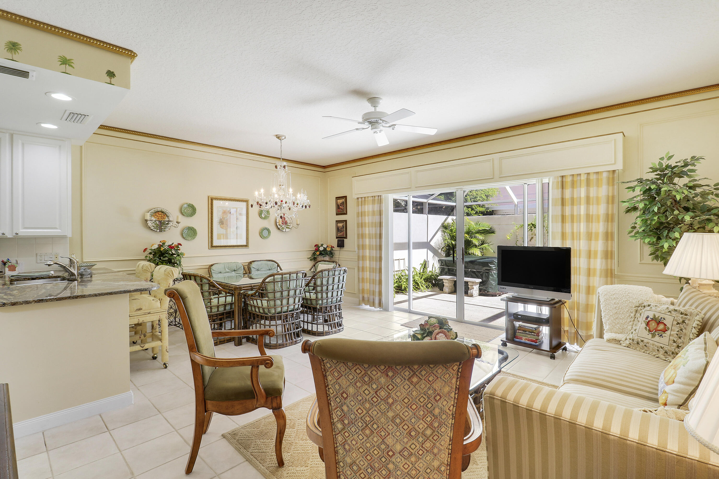 77 Laurel Oaks Circle Property Photo 6