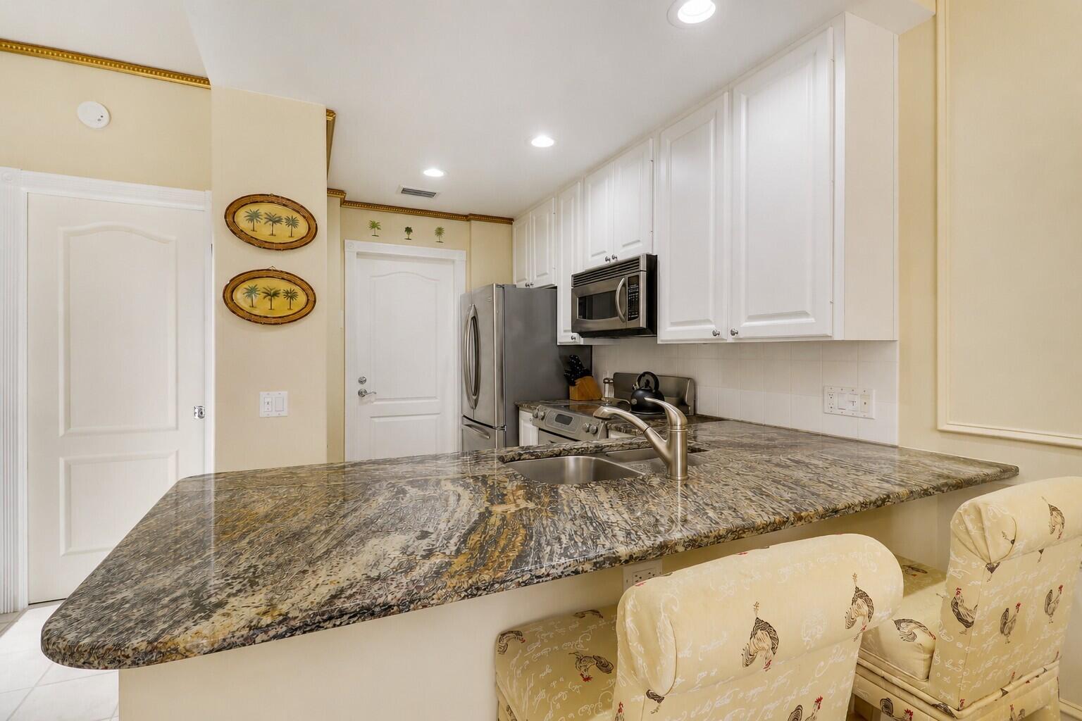 77 Laurel Oaks Circle Property Photo 10