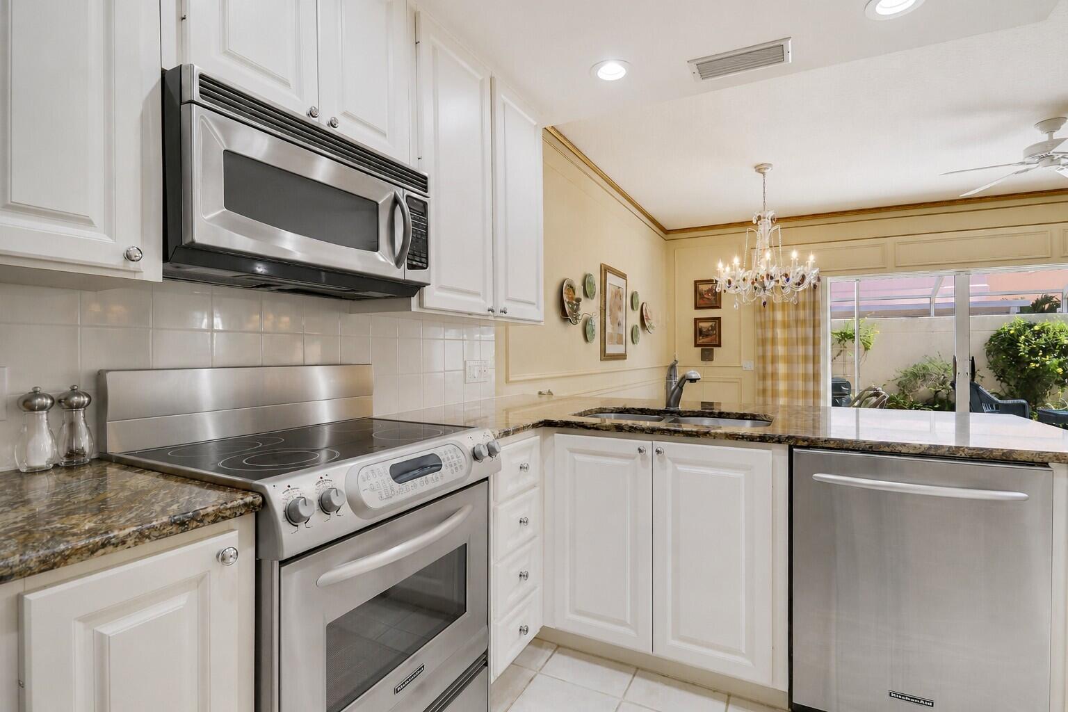 77 Laurel Oaks Circle Property Photo 15