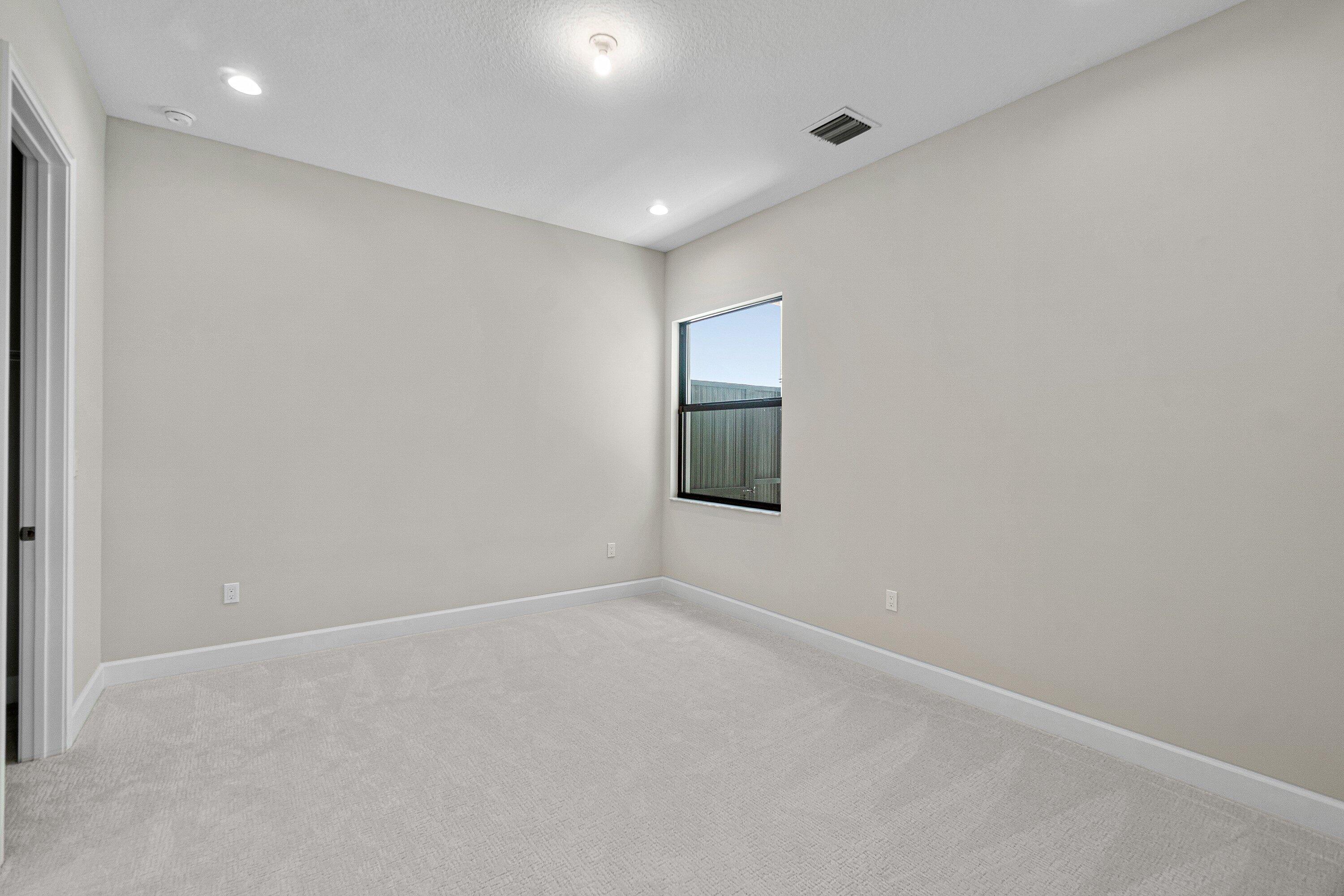 9124 Red Robin Lane Property Photo 16